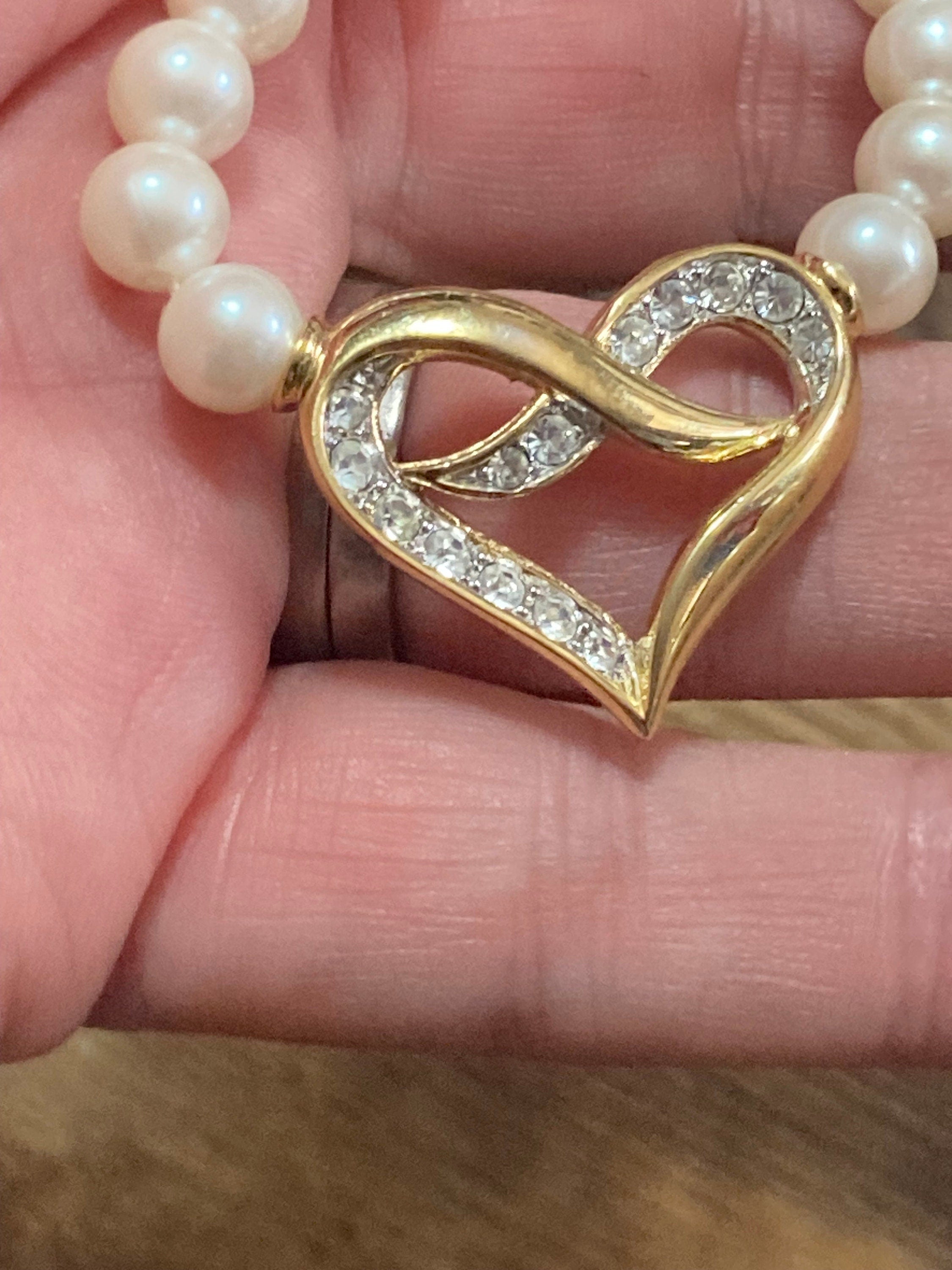 High end cream glass beaded pearl and diamanté love heart necklace