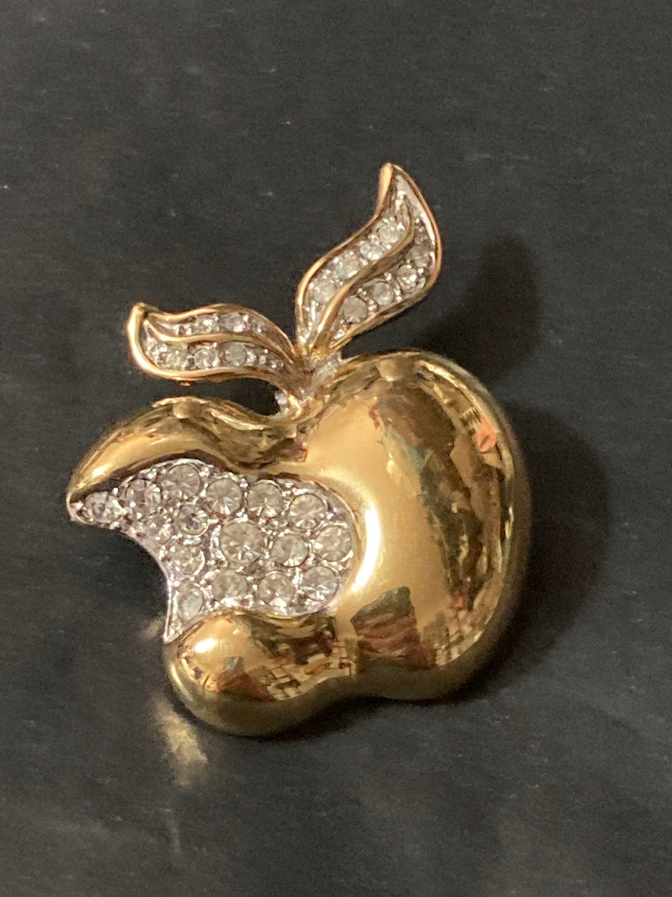 Retro gold clear diamanté glass apple fruit  brooch