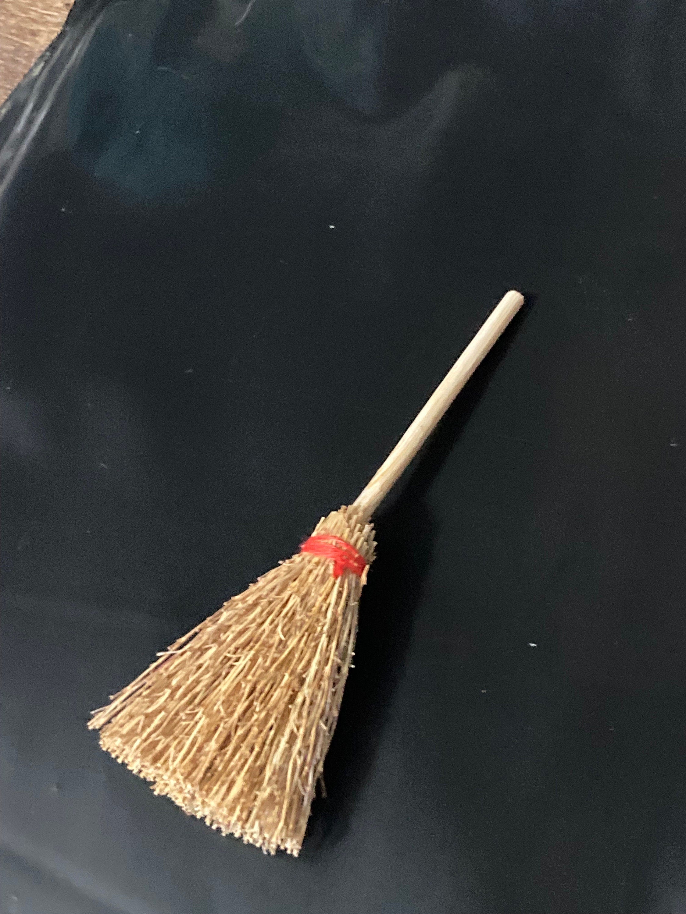 Miniature natural wood and straw witches broomstick Halloween cake topper decoration scenery dolls