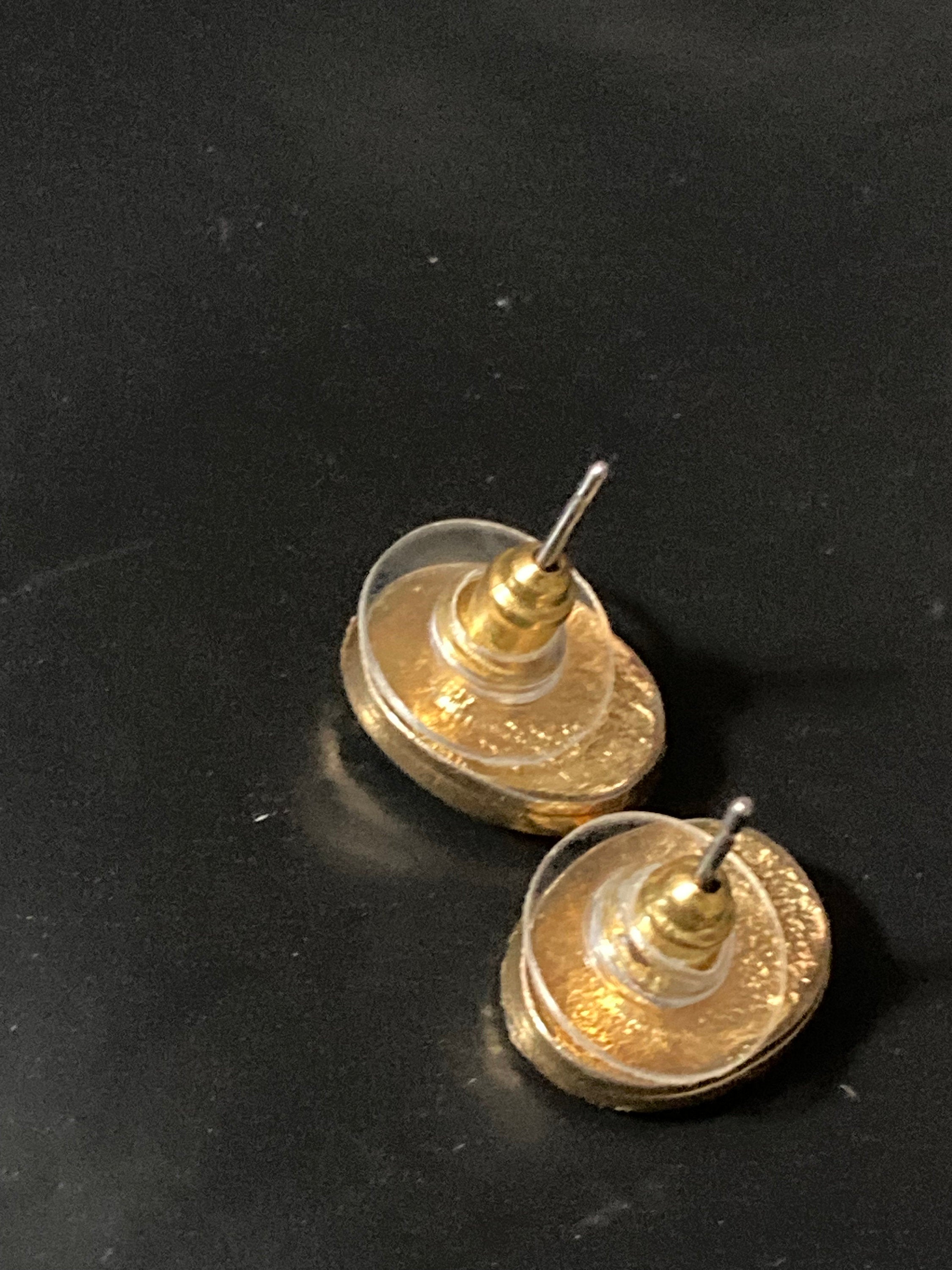 retro small gold tone clear diamanté paste crystal stud earrings for pierced ears
