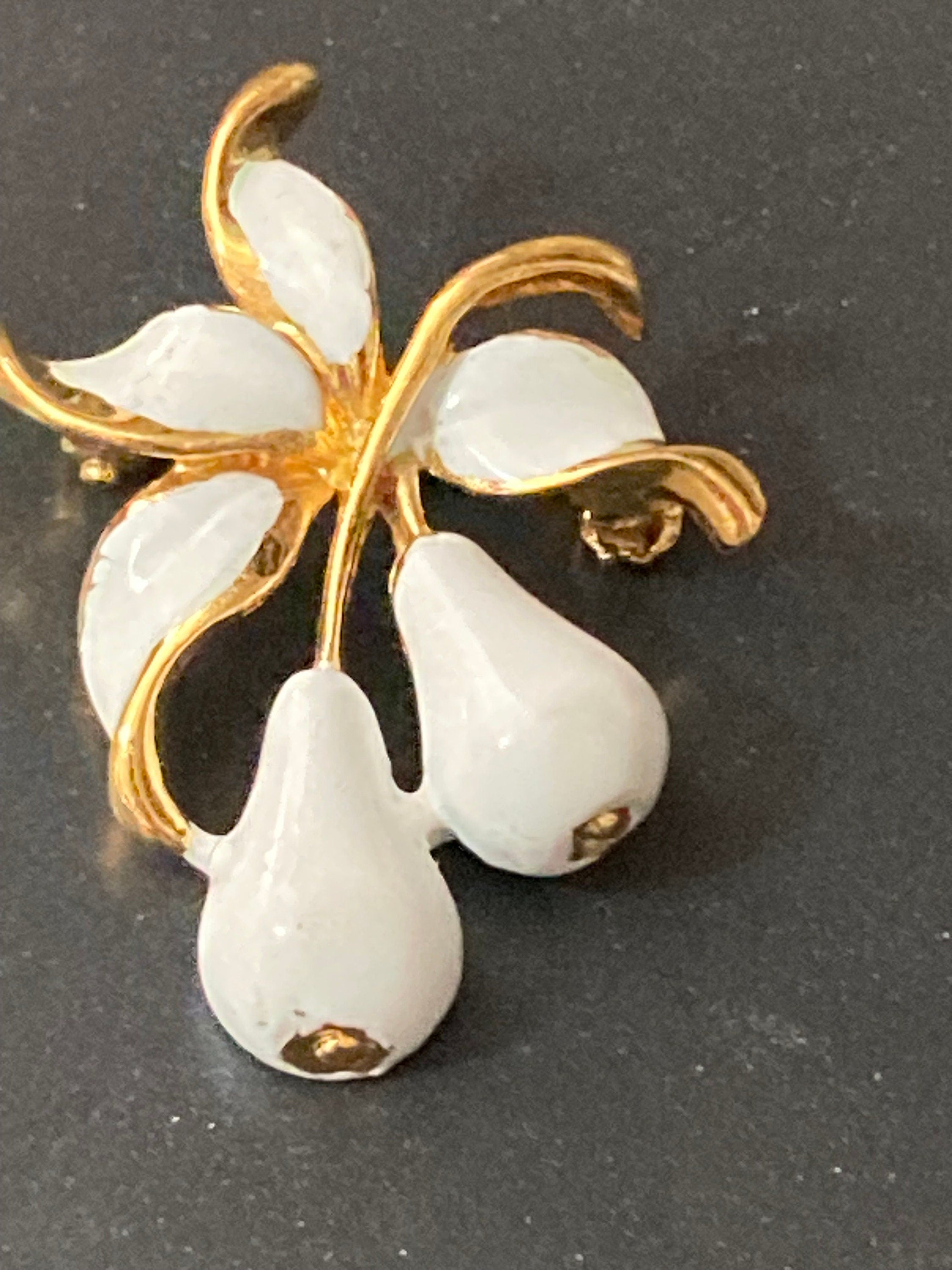 Small 22k gold plated VENDOME white pear fruit brooch on original card