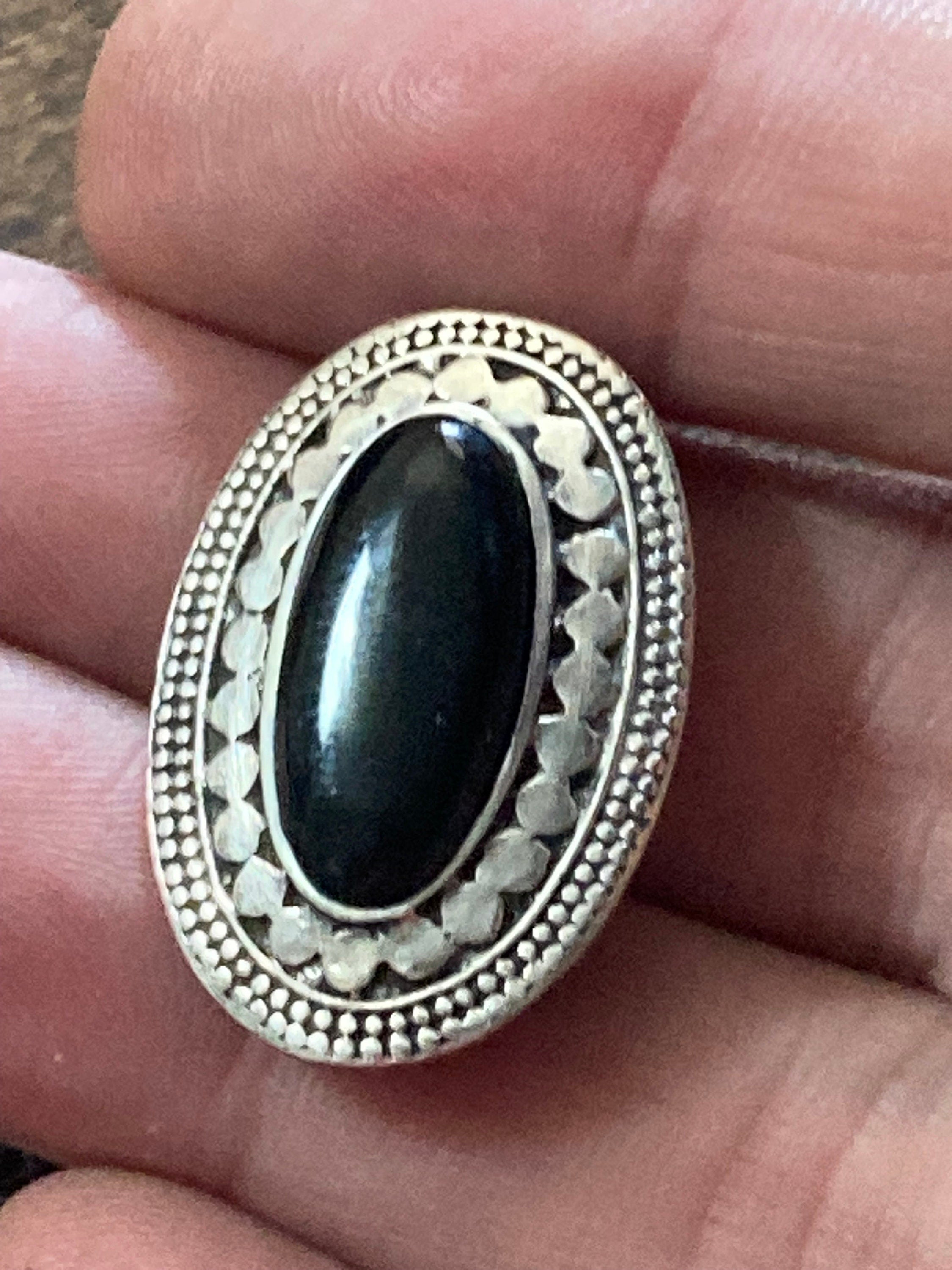 Vintage small oval black onyx Sterling 925 solid silver gemstone Brooch