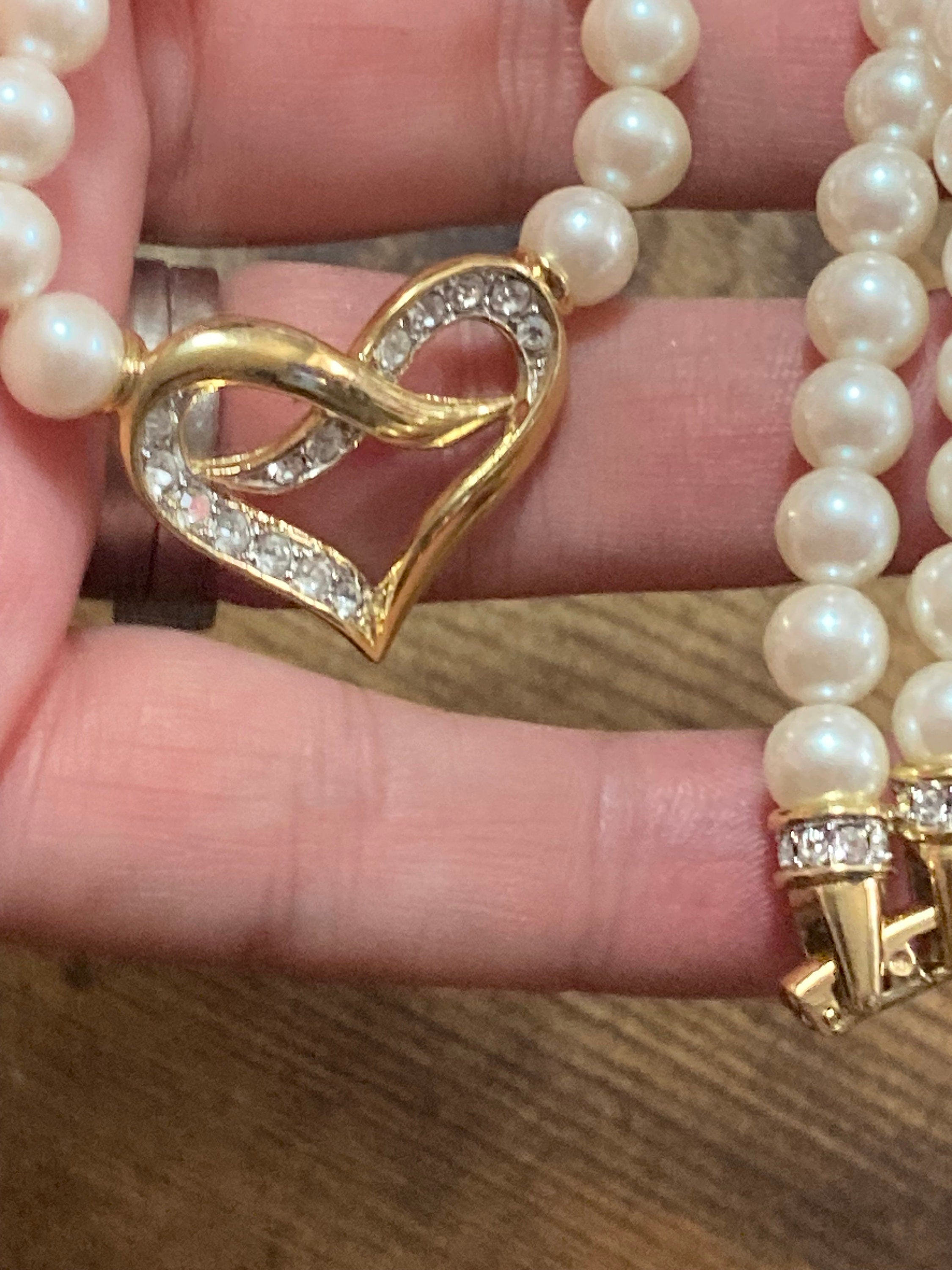 High end cream glass beaded pearl and diamanté love heart necklace