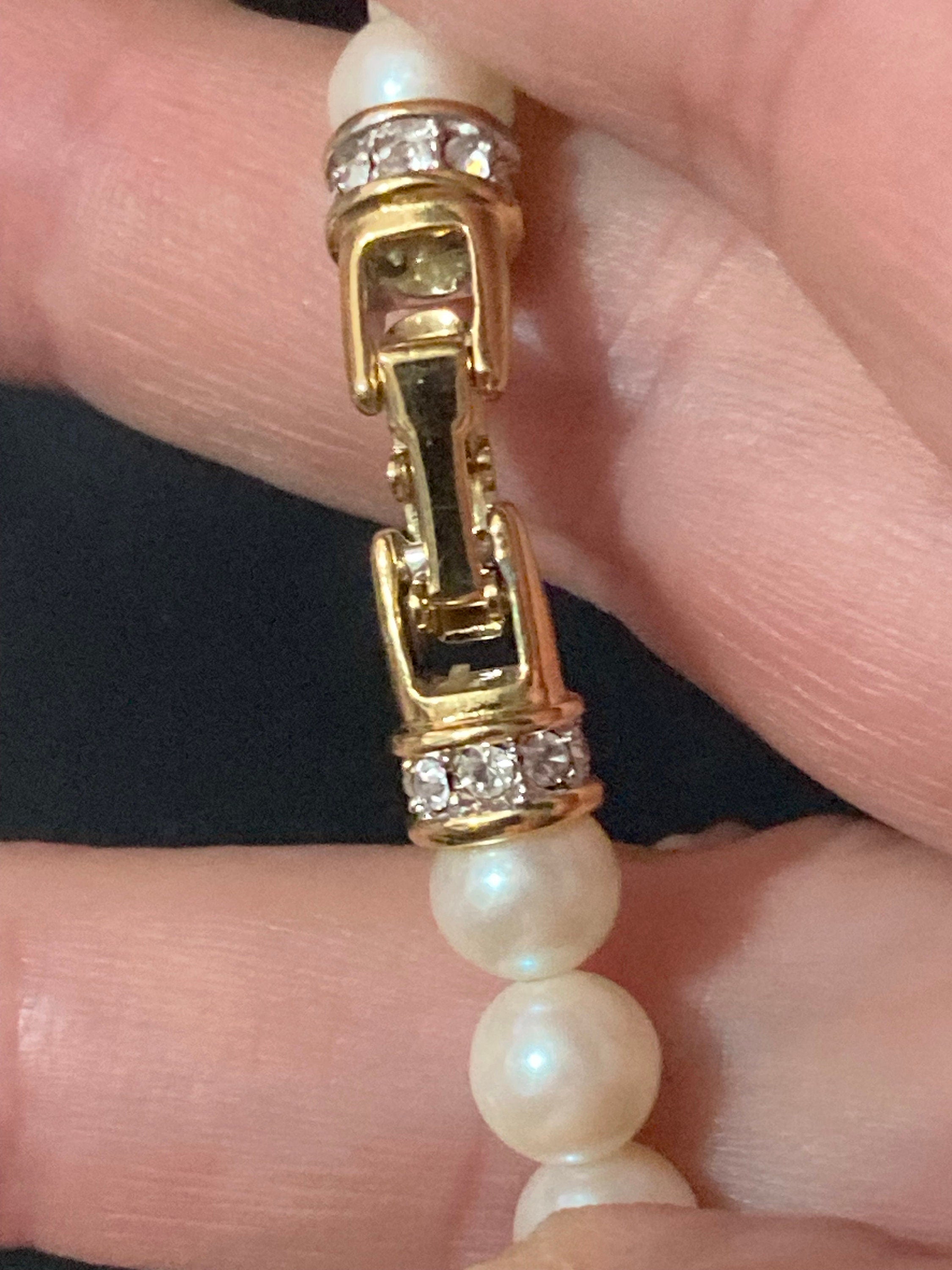 High end cream glass beaded pearl and diamanté love heart necklace