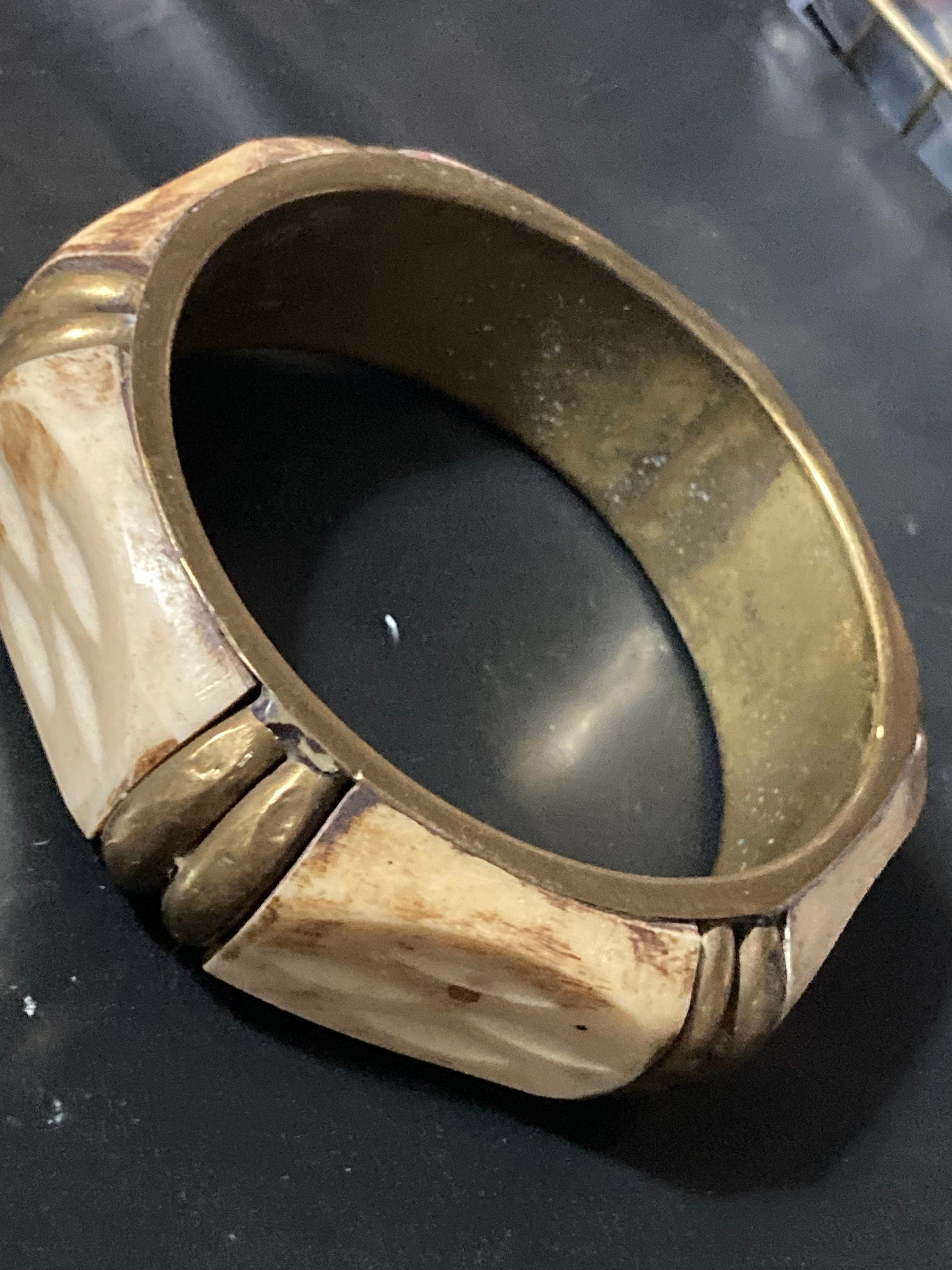 Retro gold tone faux bone acrylic brass wide cuff bangle
