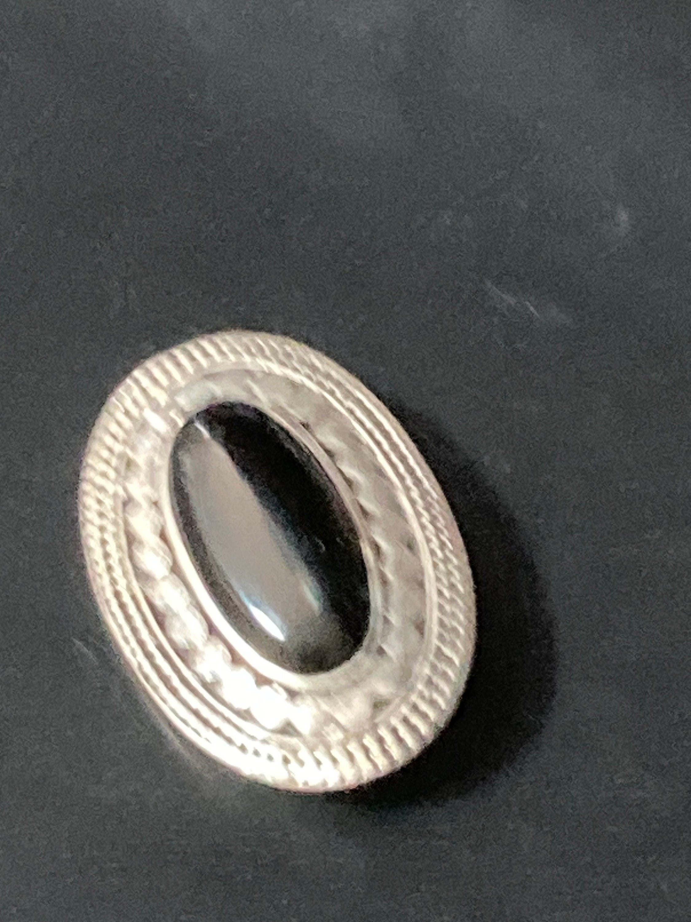 Vintage small oval black onyx Sterling 925 solid silver gemstone Brooch