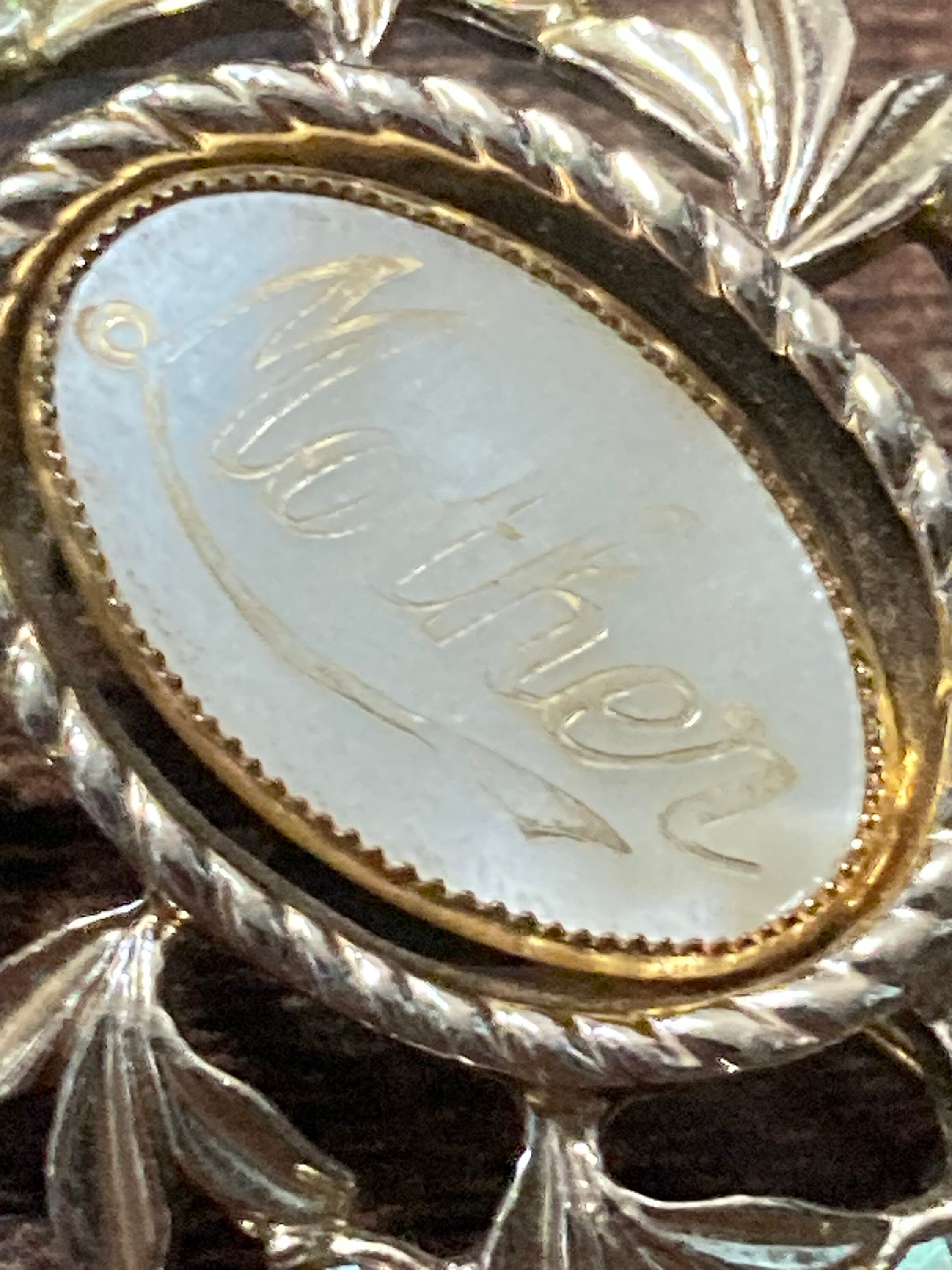 Vintage pearl MOP shell AB rhinestone mother brooch