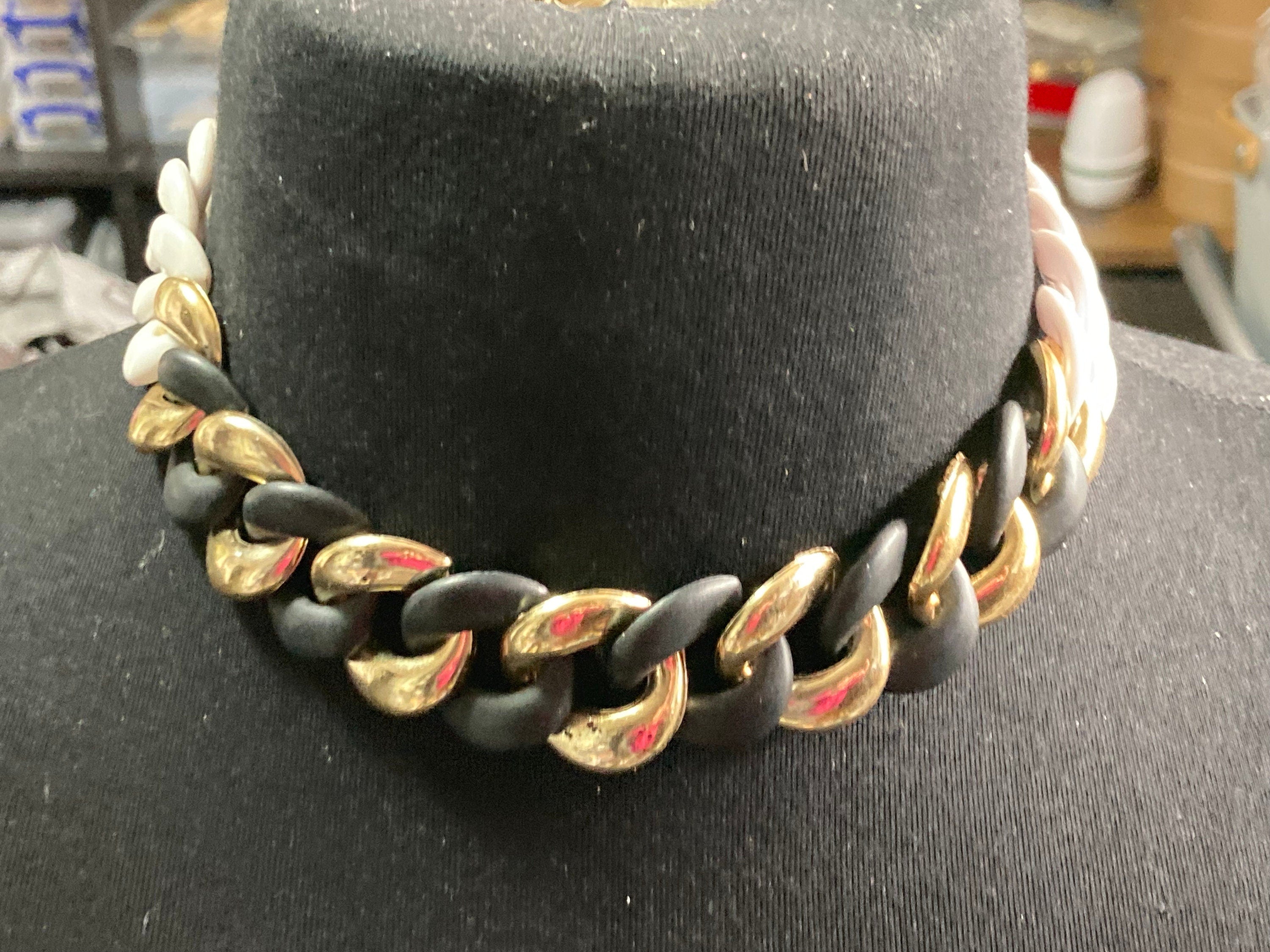 Vintage gold black and white retro plastic wide chunky choker necklace