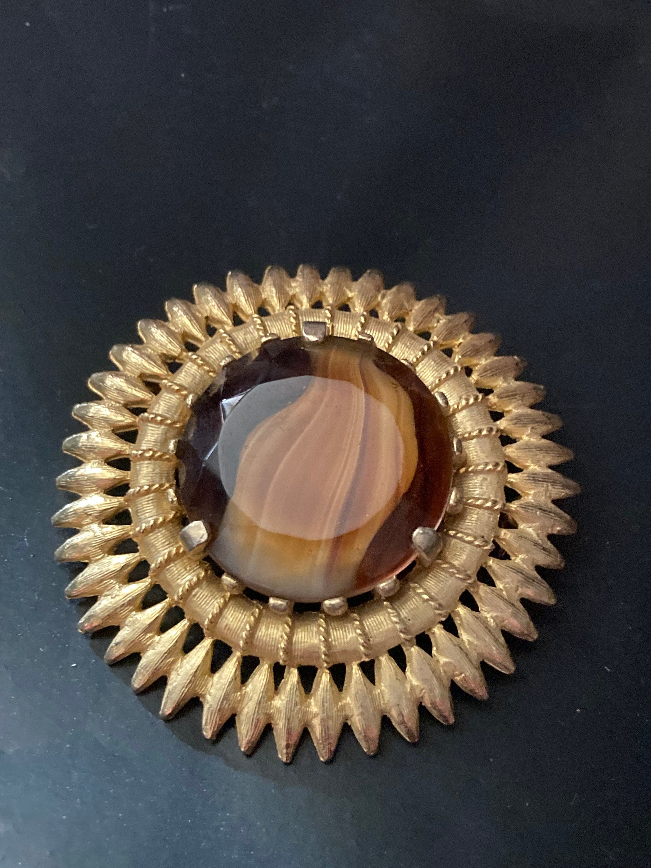 Large vintage modernist gold tone brown glass star brooch combo pendant