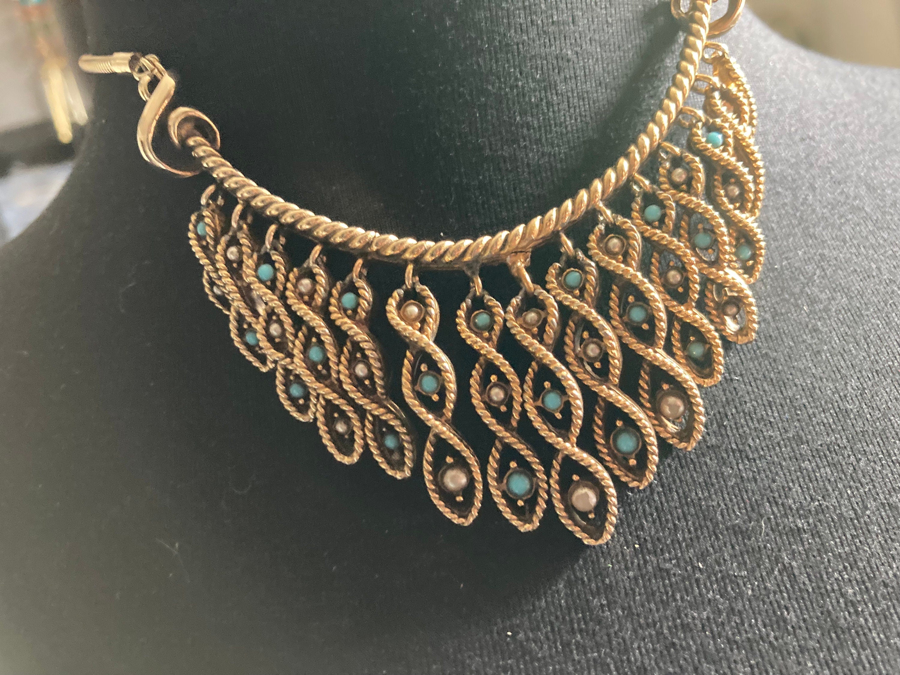 Petite neck turquoise clear diamanté rhinestone paste swag bib necklace Vintage retro gold tone