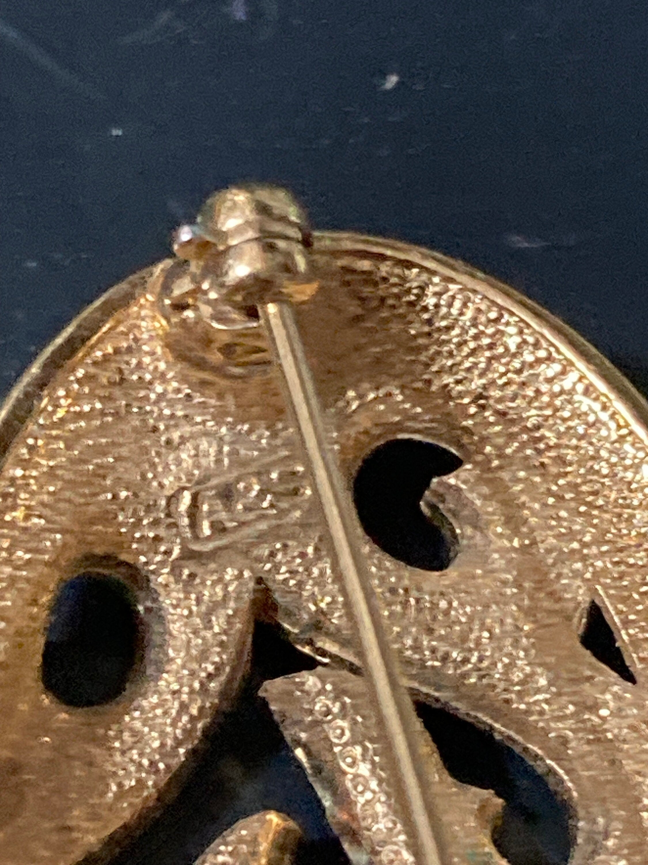 signed Attwood & Sawyer gold tone glass rhinestone paste Oval brooch