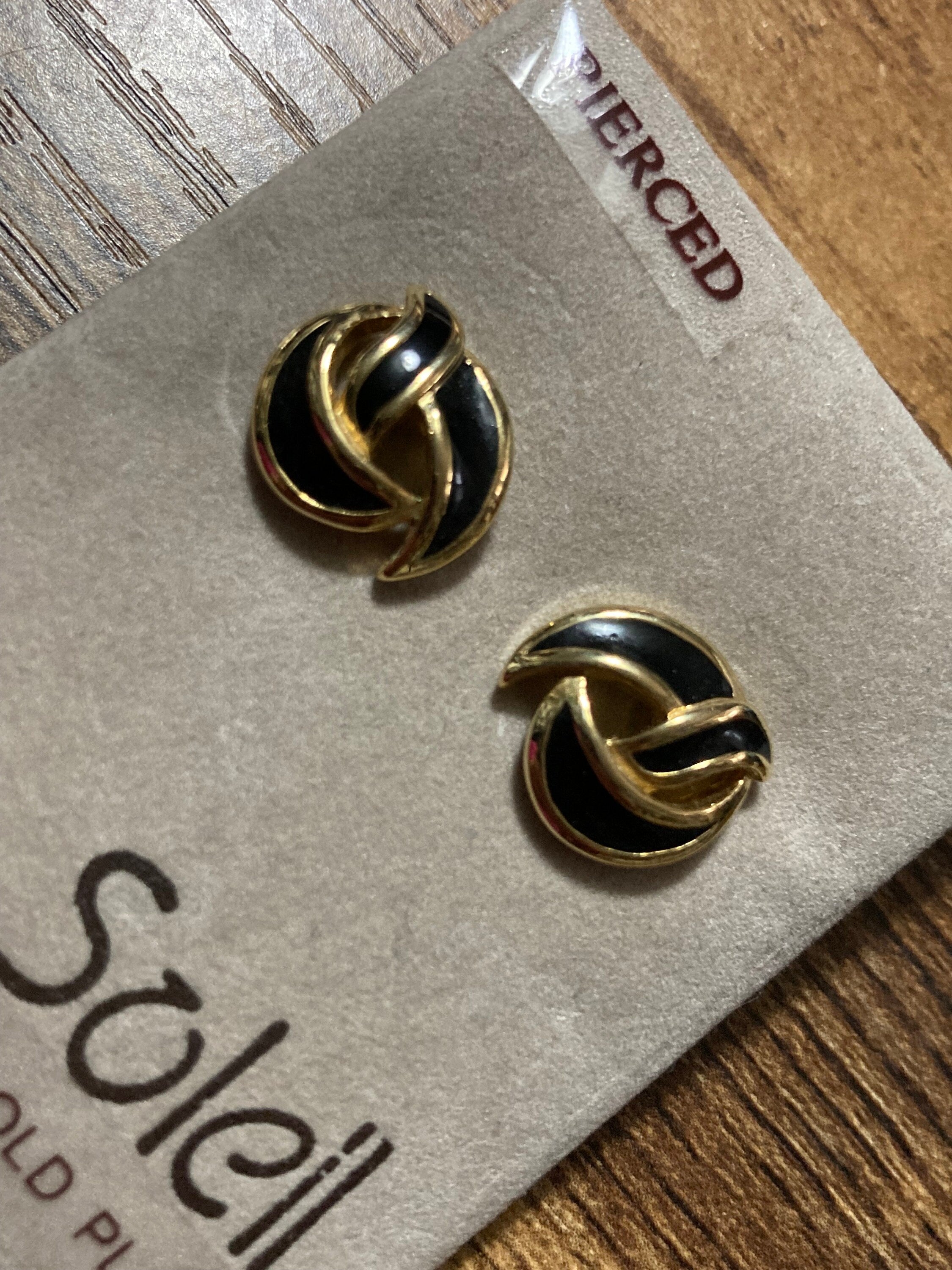 Designer Soliel black enamel pair small stud earrings pierced Vintage Gold tone