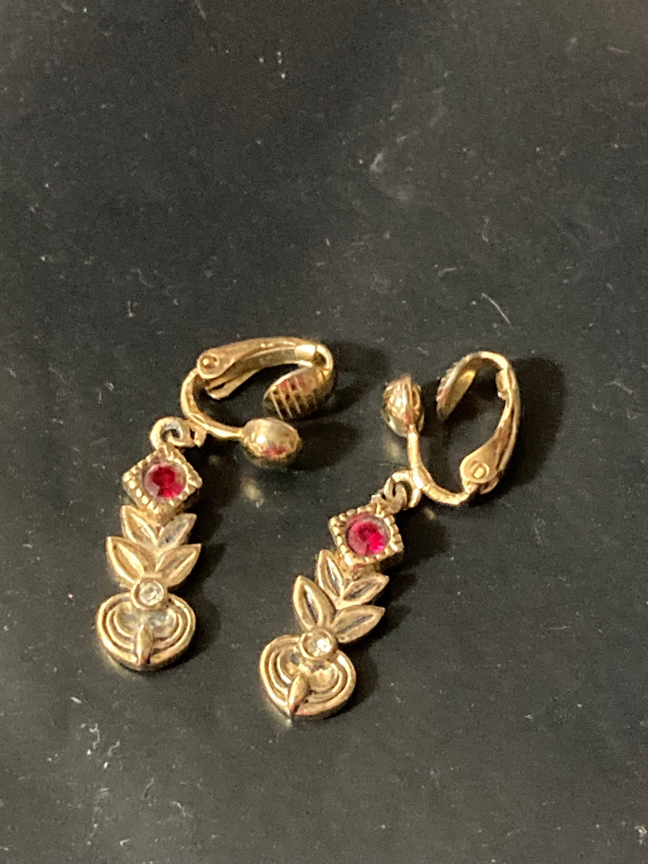 Dainty clip on Ruby red and clear diamanté dangly earrings gold tone 80s