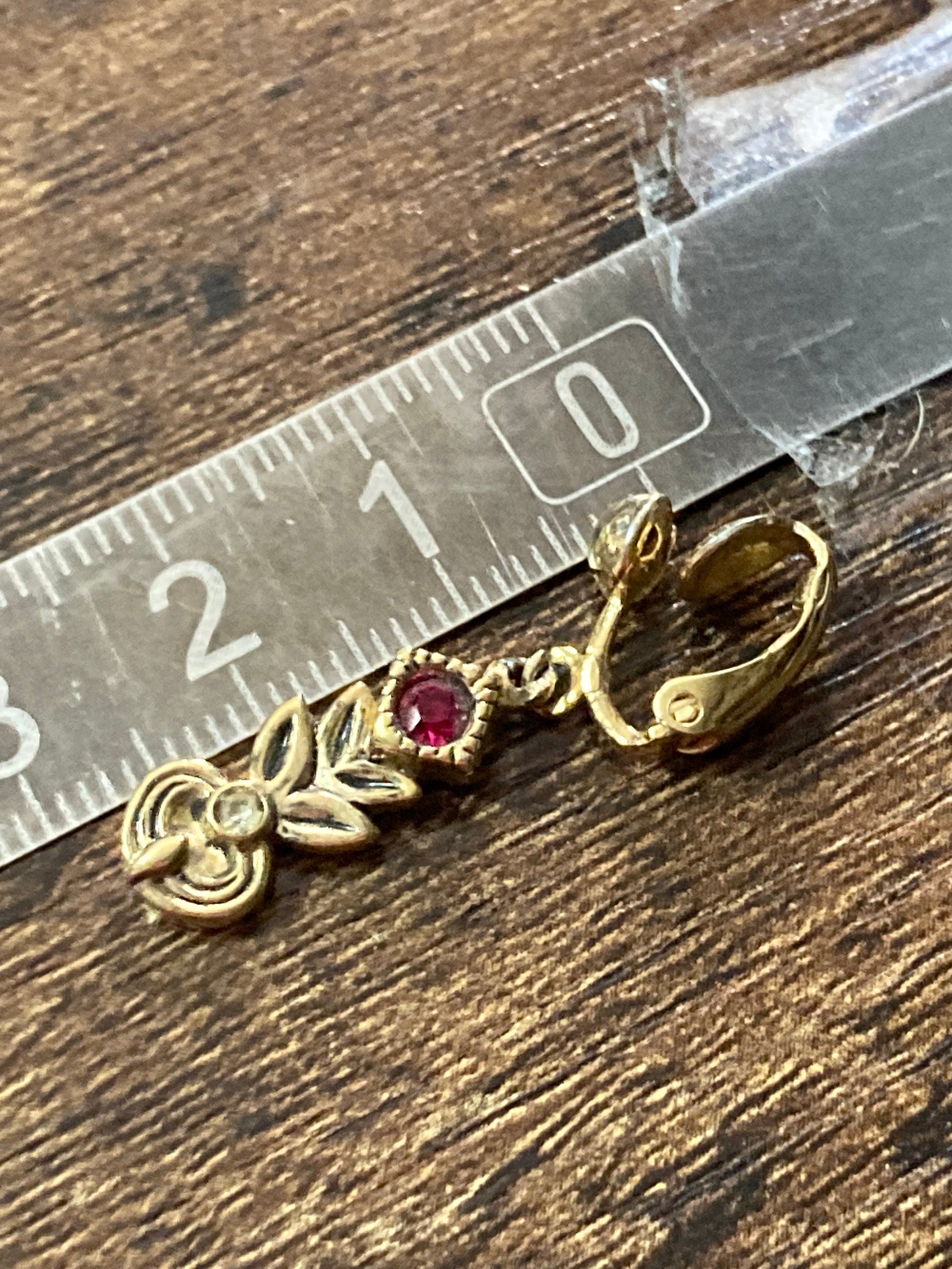 Dainty clip on Ruby red and clear diamanté dangly earrings gold tone 80s