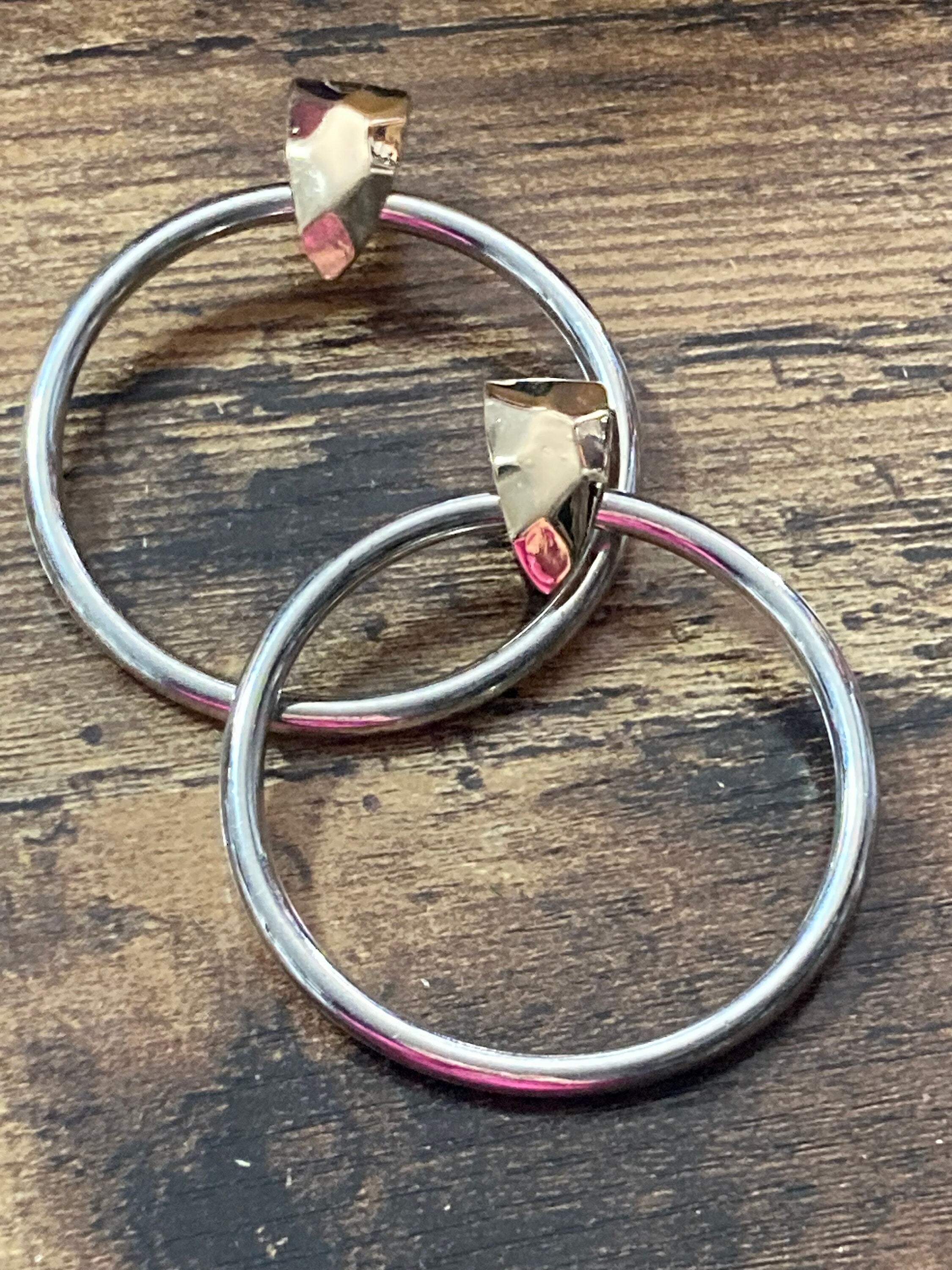Oversized gold and silver tone 5.5cm hoop retro pierced earrings