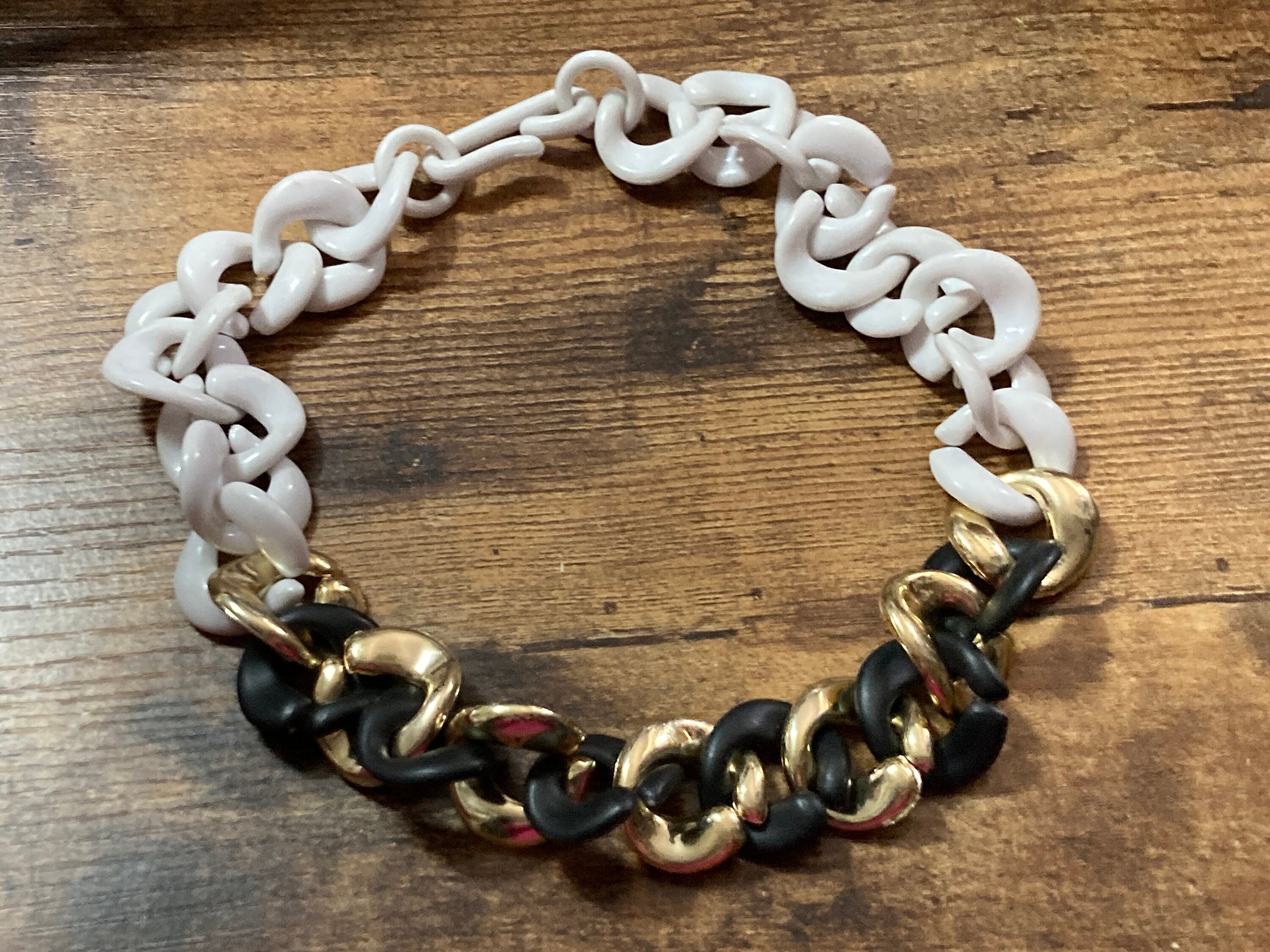 Vintage gold black and white retro plastic wide chunky choker necklace