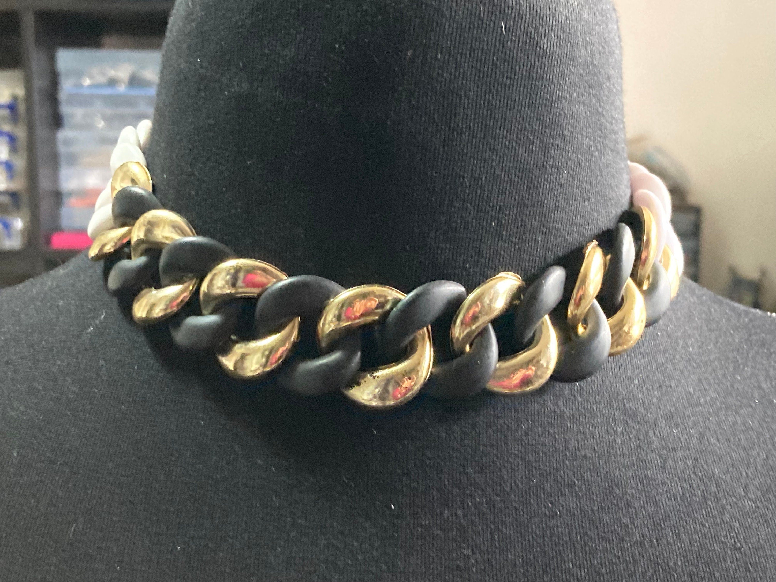 Vintage gold black and white retro plastic wide chunky choker necklace