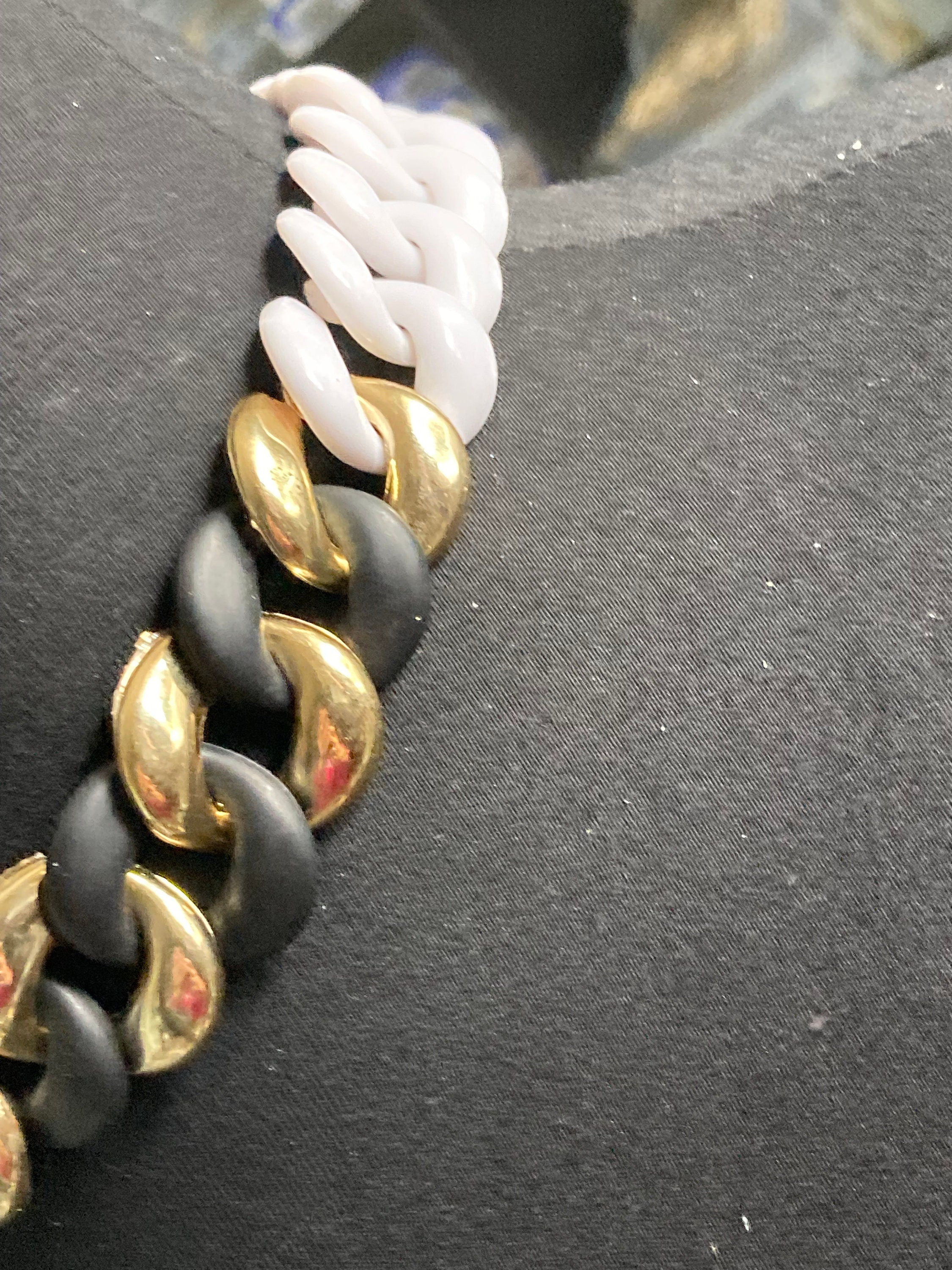 Vintage gold black and white retro plastic wide chunky choker necklace