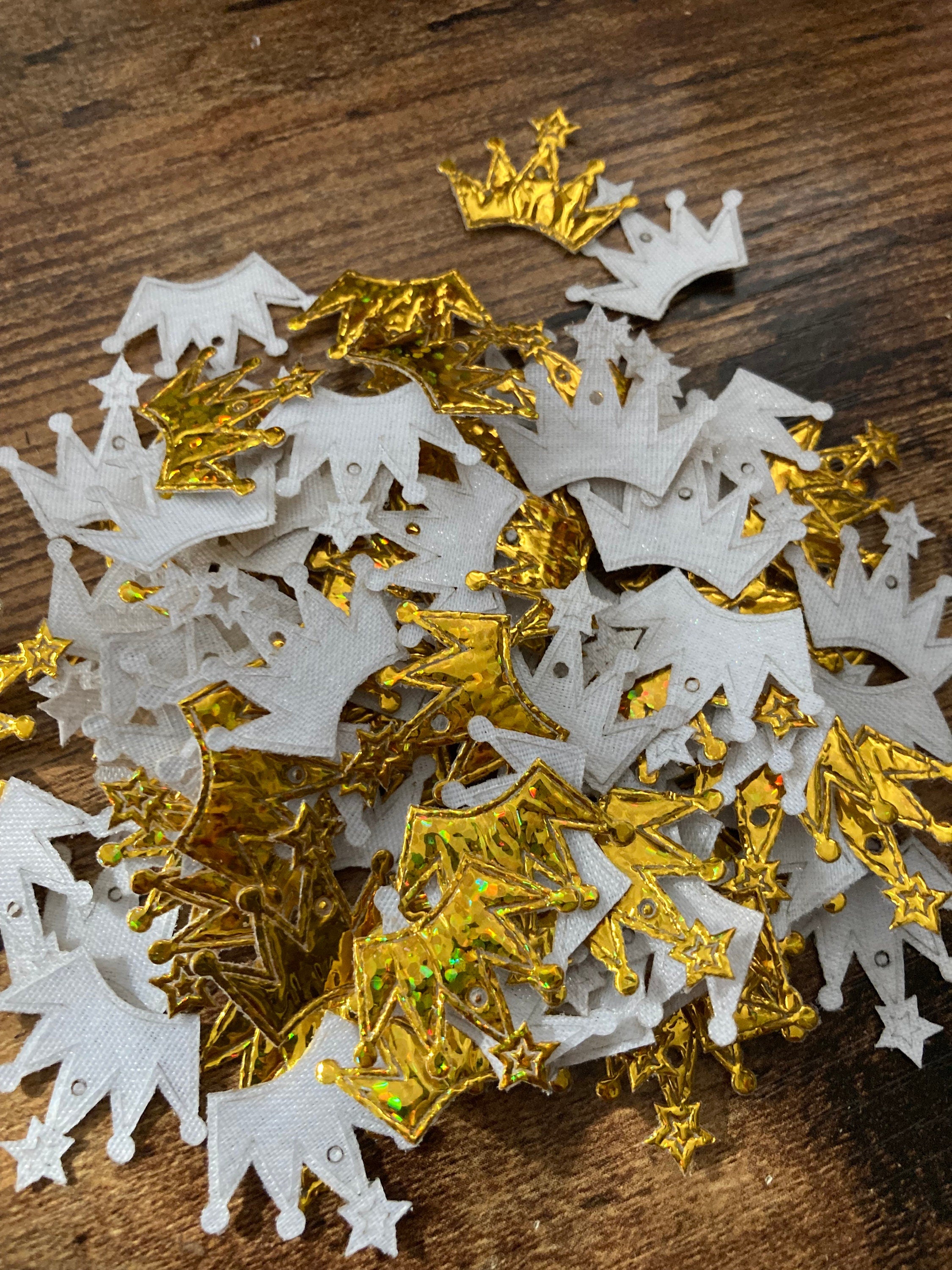 Pack 100 small paper christmas cracker craft decorations choice of crowns or holly