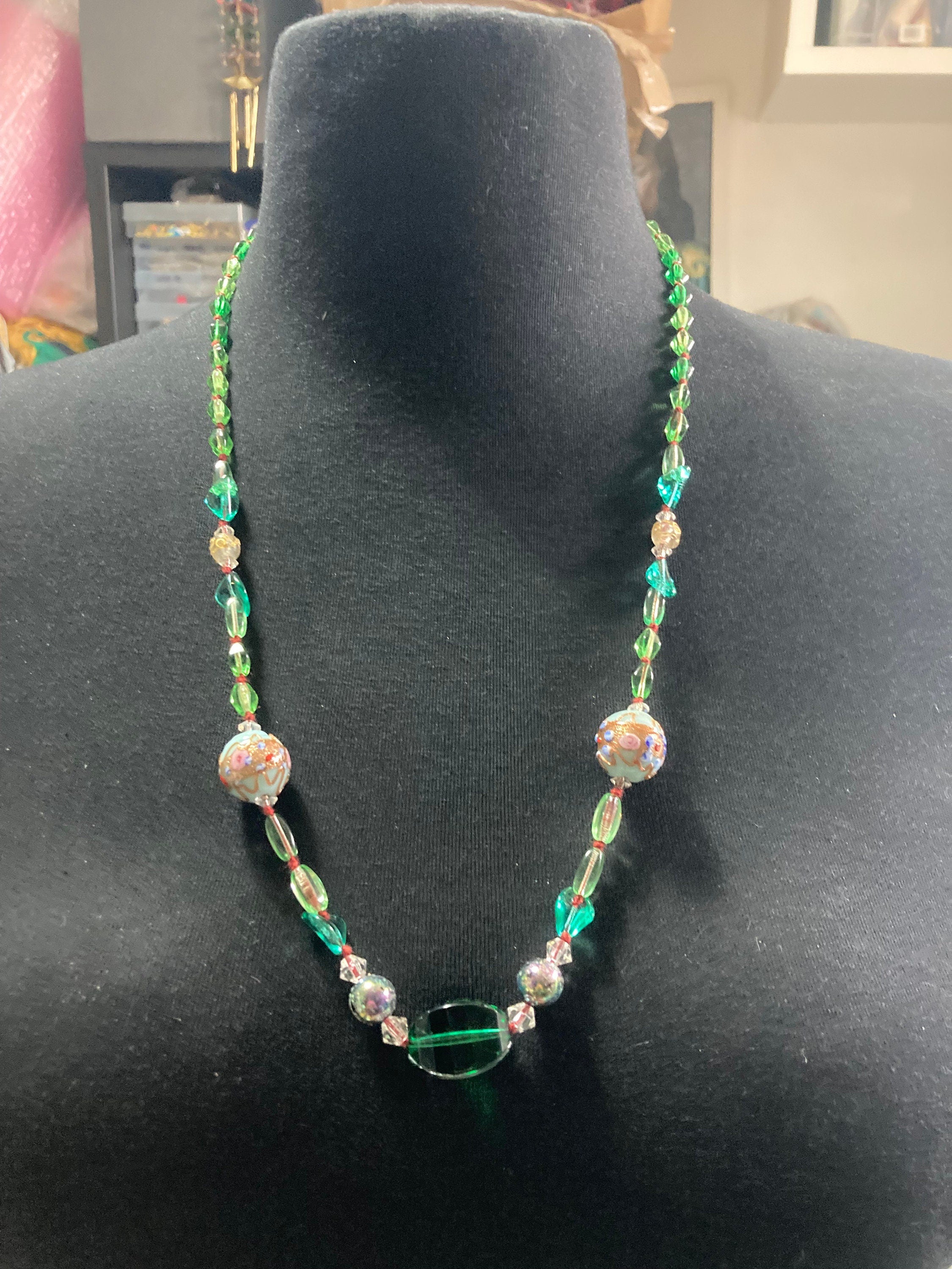 art Deco Czech glass and crystal emerald green 72cm wedding cake beads Necklace Antique 1920s