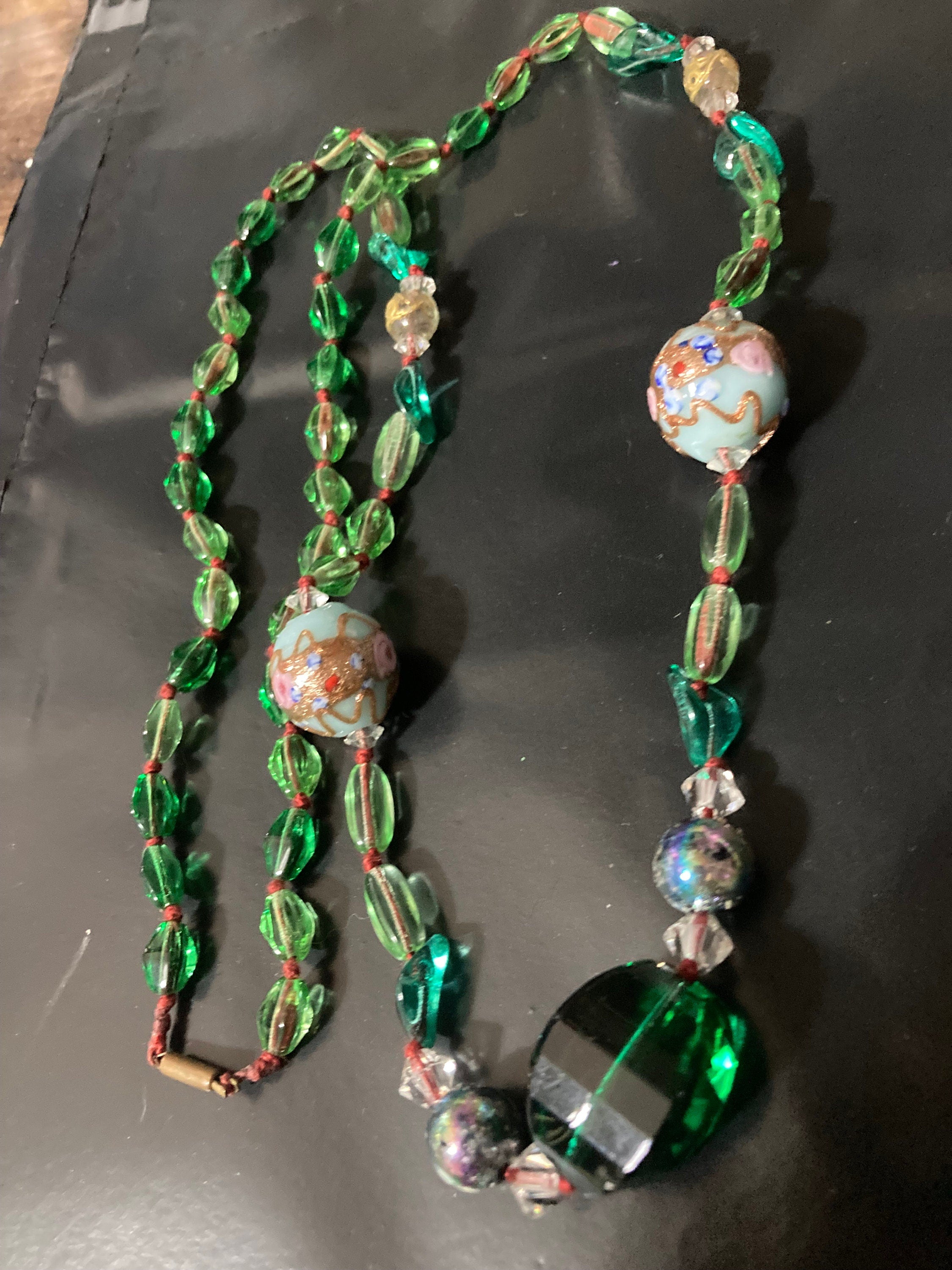 art Deco Czech glass and crystal emerald green 72cm wedding cake beads Necklace Antique 1920s