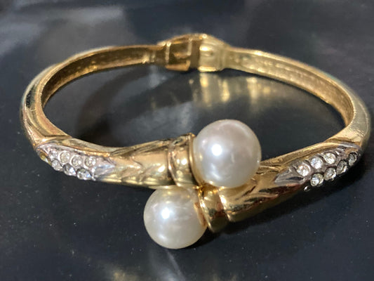 Retro gold tone diamanté clamper bangle with faux glass pearl cabochon ends
