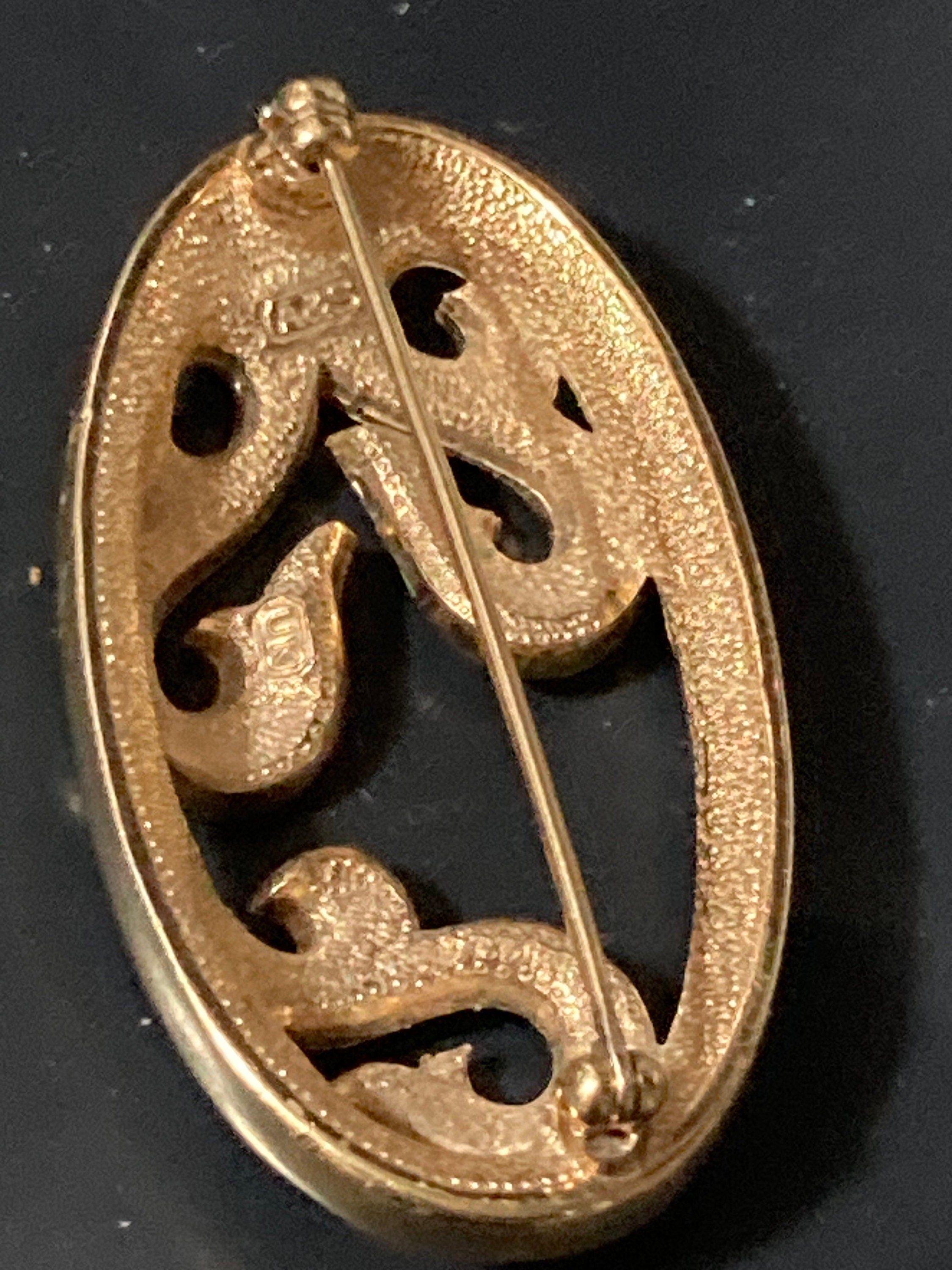 signed Attwood & Sawyer gold tone glass rhinestone paste Oval brooch