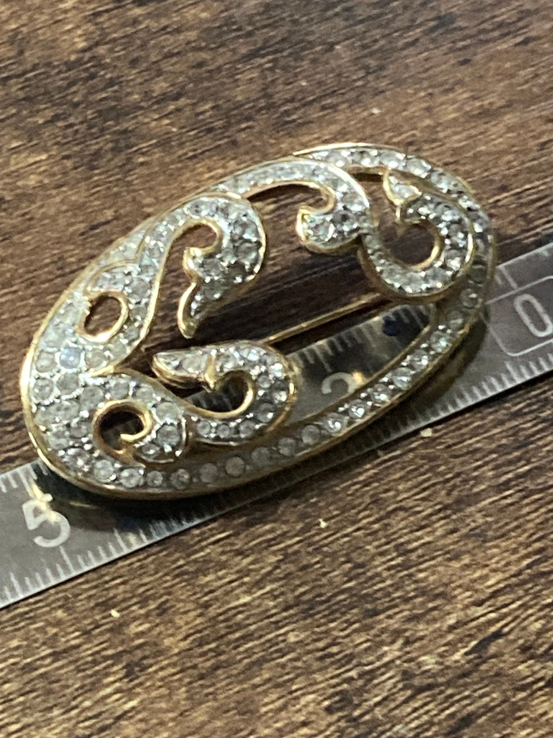 signed Attwood & Sawyer gold tone glass rhinestone paste Oval brooch