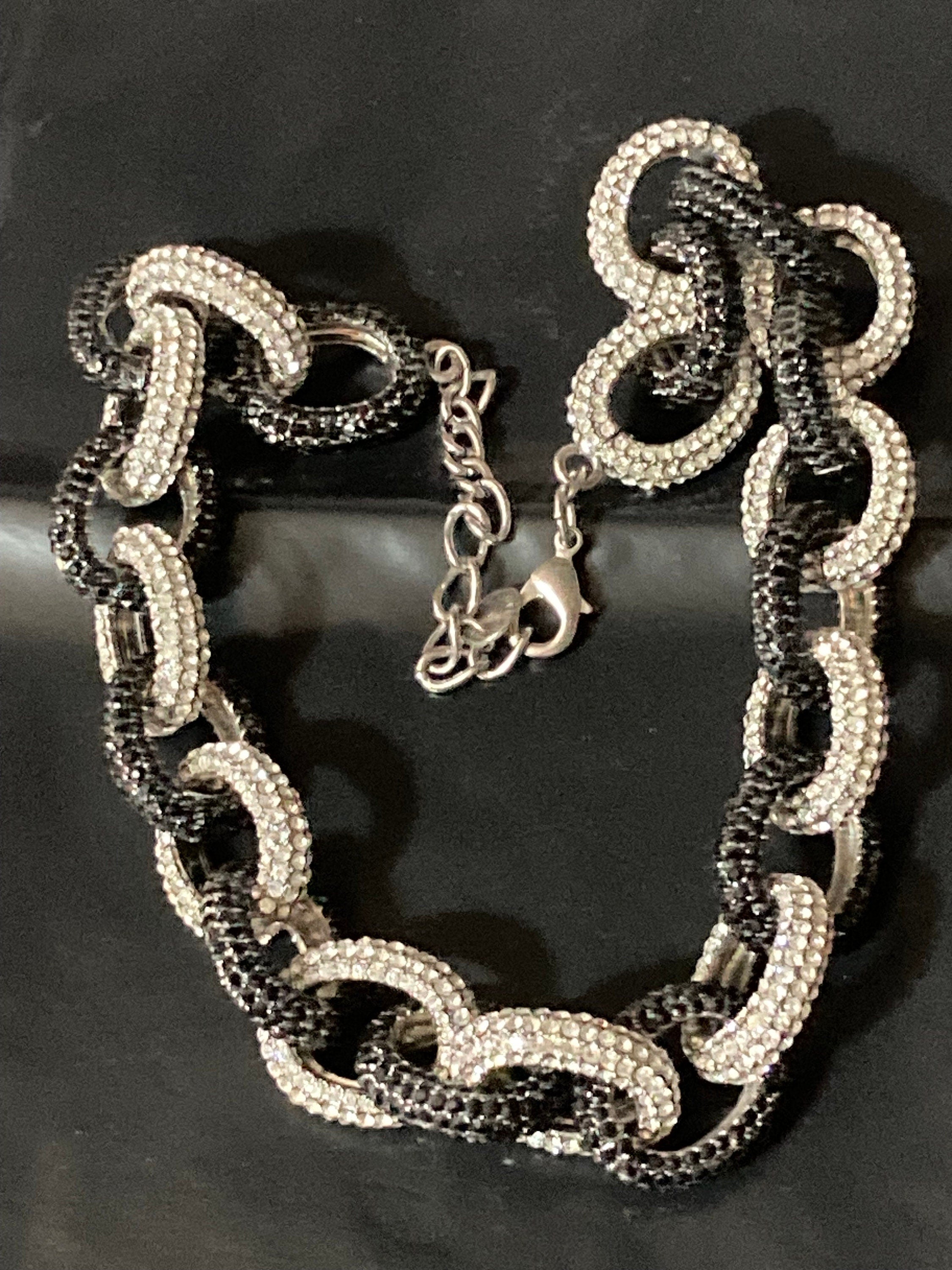 Signed butler and Wilson oversized black clear glass diamante rhinestone chain link pave necklace adjustable length