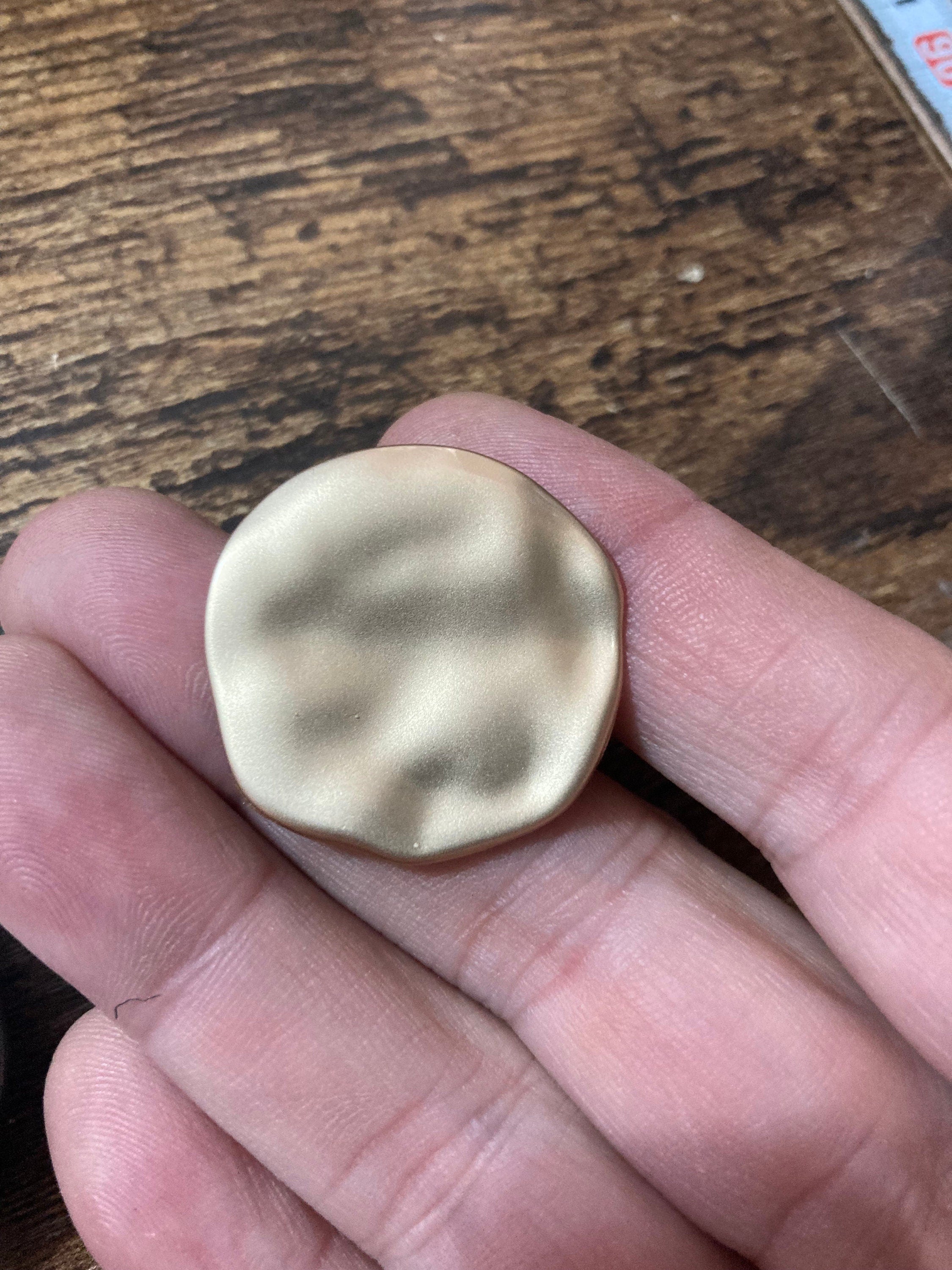 30mm Set of 5 Matt Gold metal textured round buttons