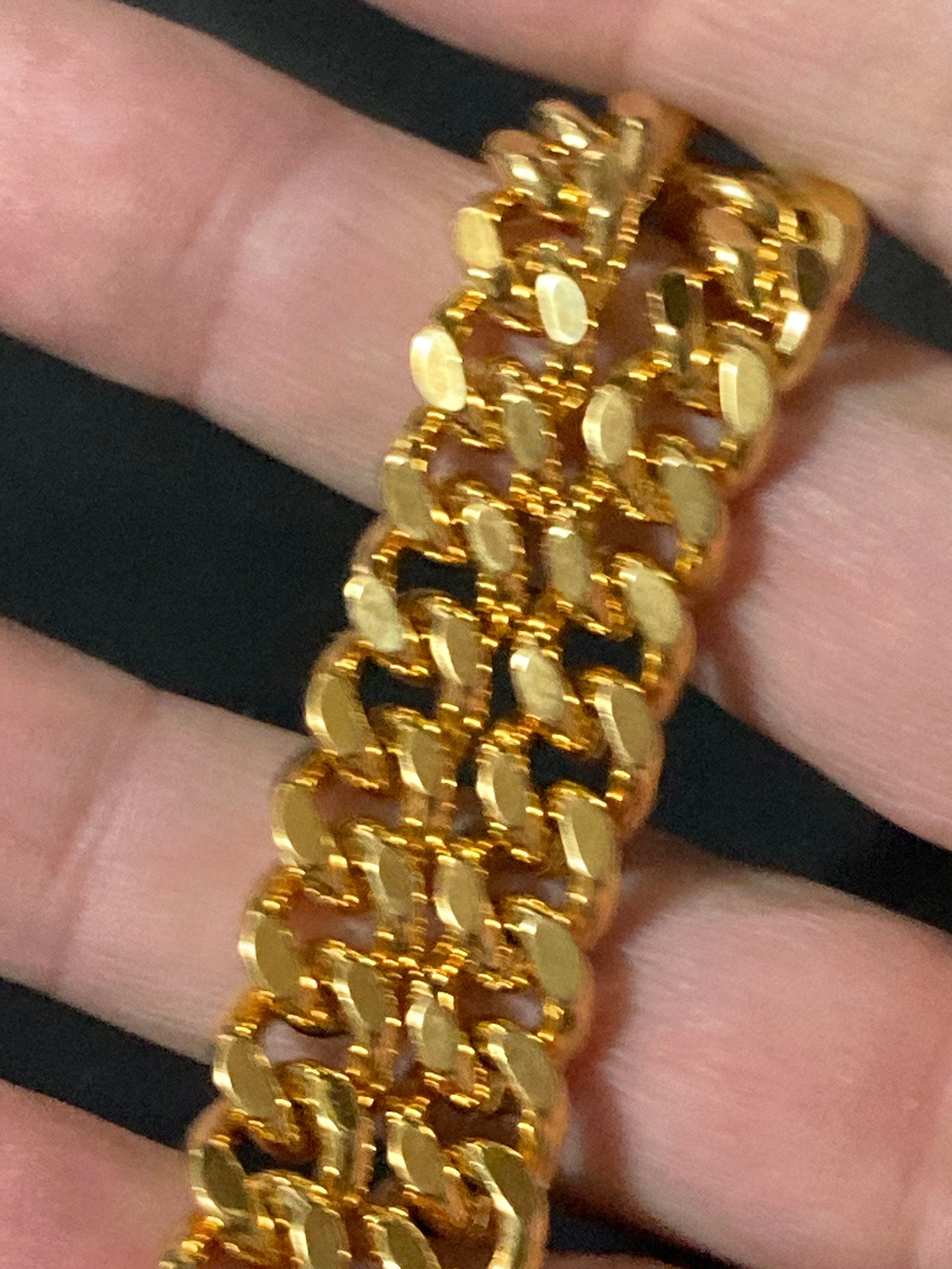 gold plated chunky 8mm wide flat curb link chain bracelet 19cm long