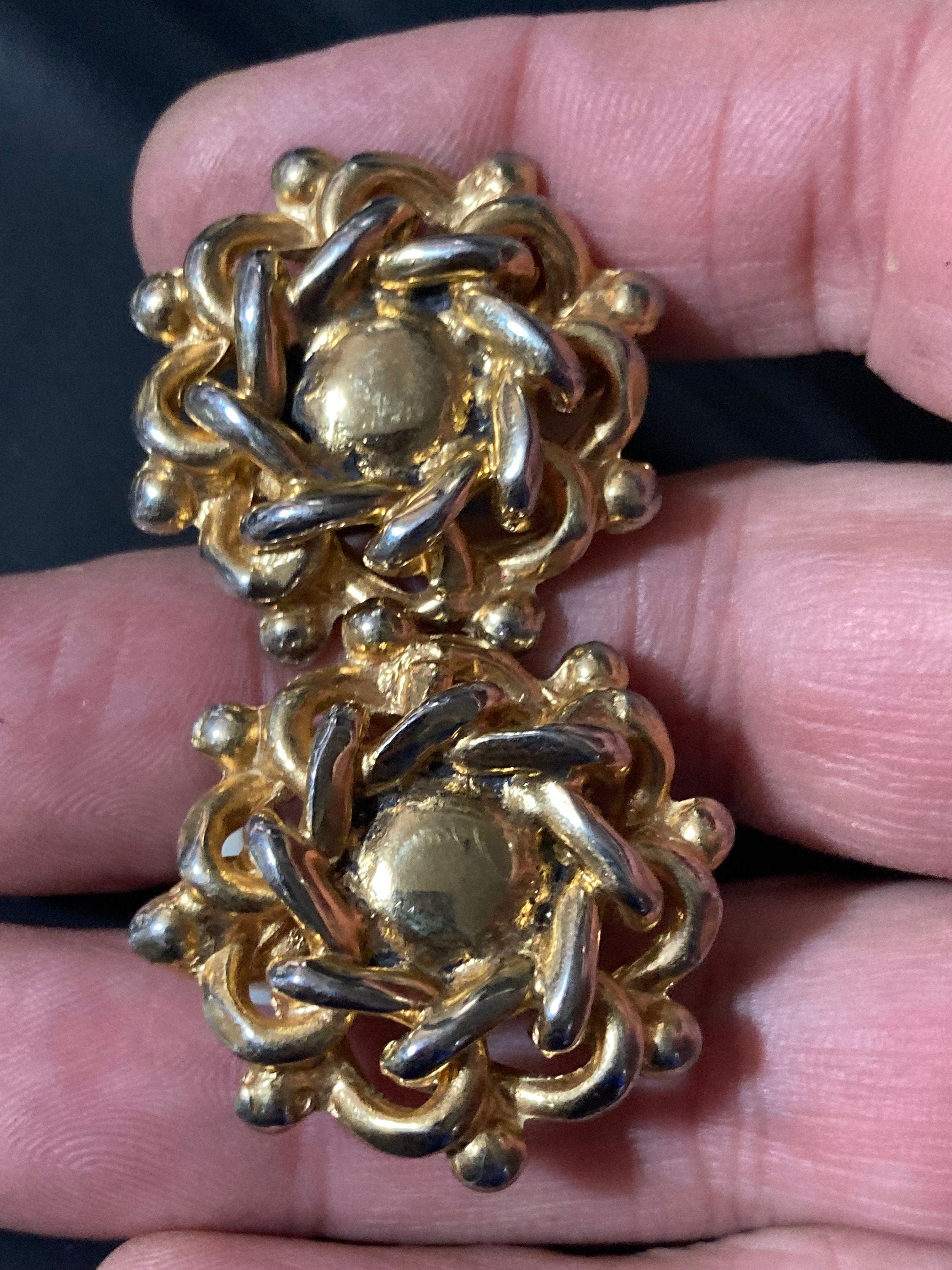 oversized Vintage retro gold tone clip on earrings chunky brutalist studs