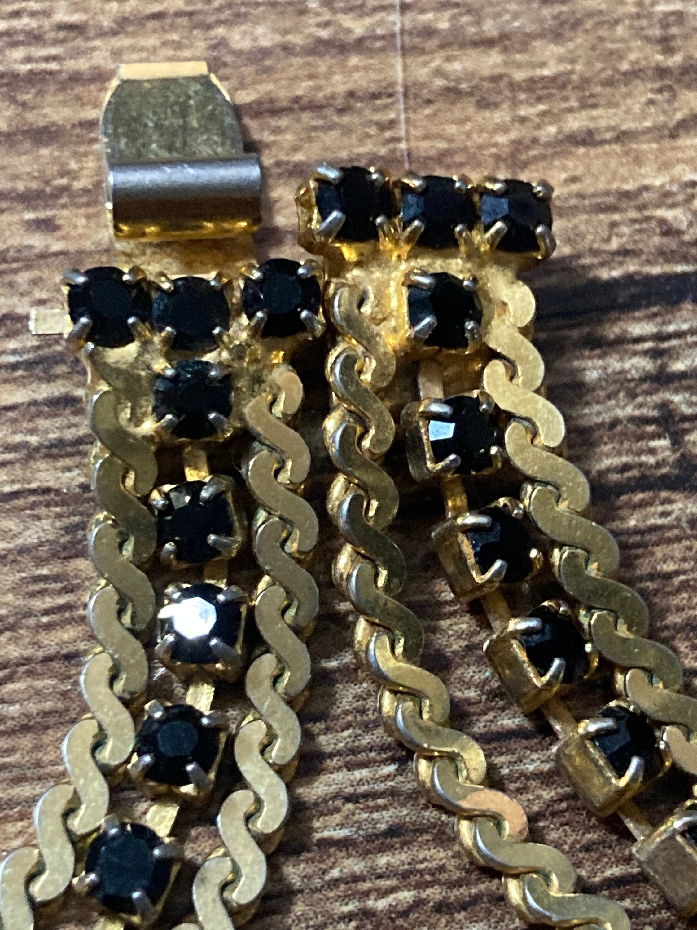 Vintage 1950s woven mesh gold tone cuff bracelet black 18cm