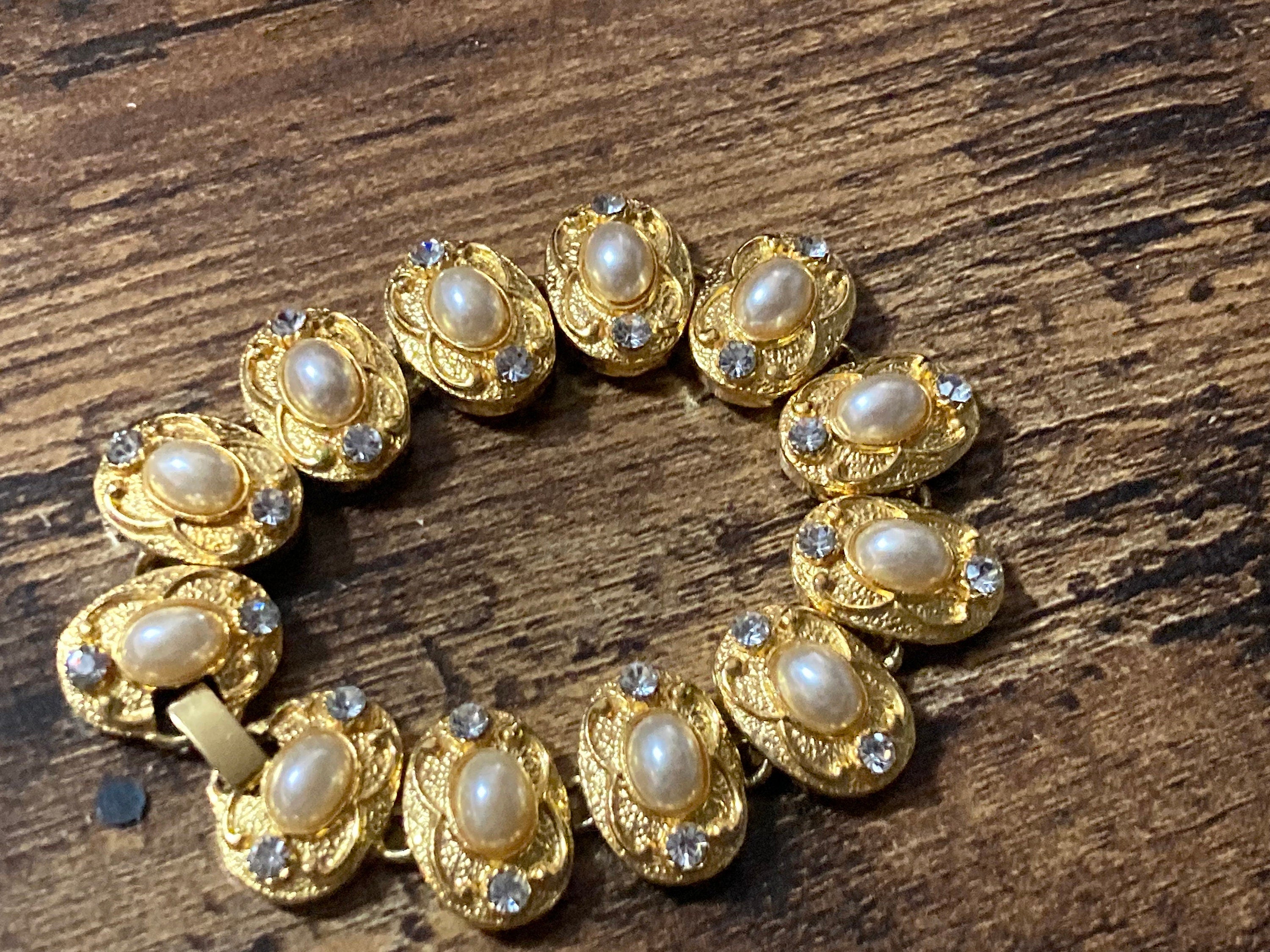 Vintage High end Faux Pearl cabochon diamanté oval link bracelet