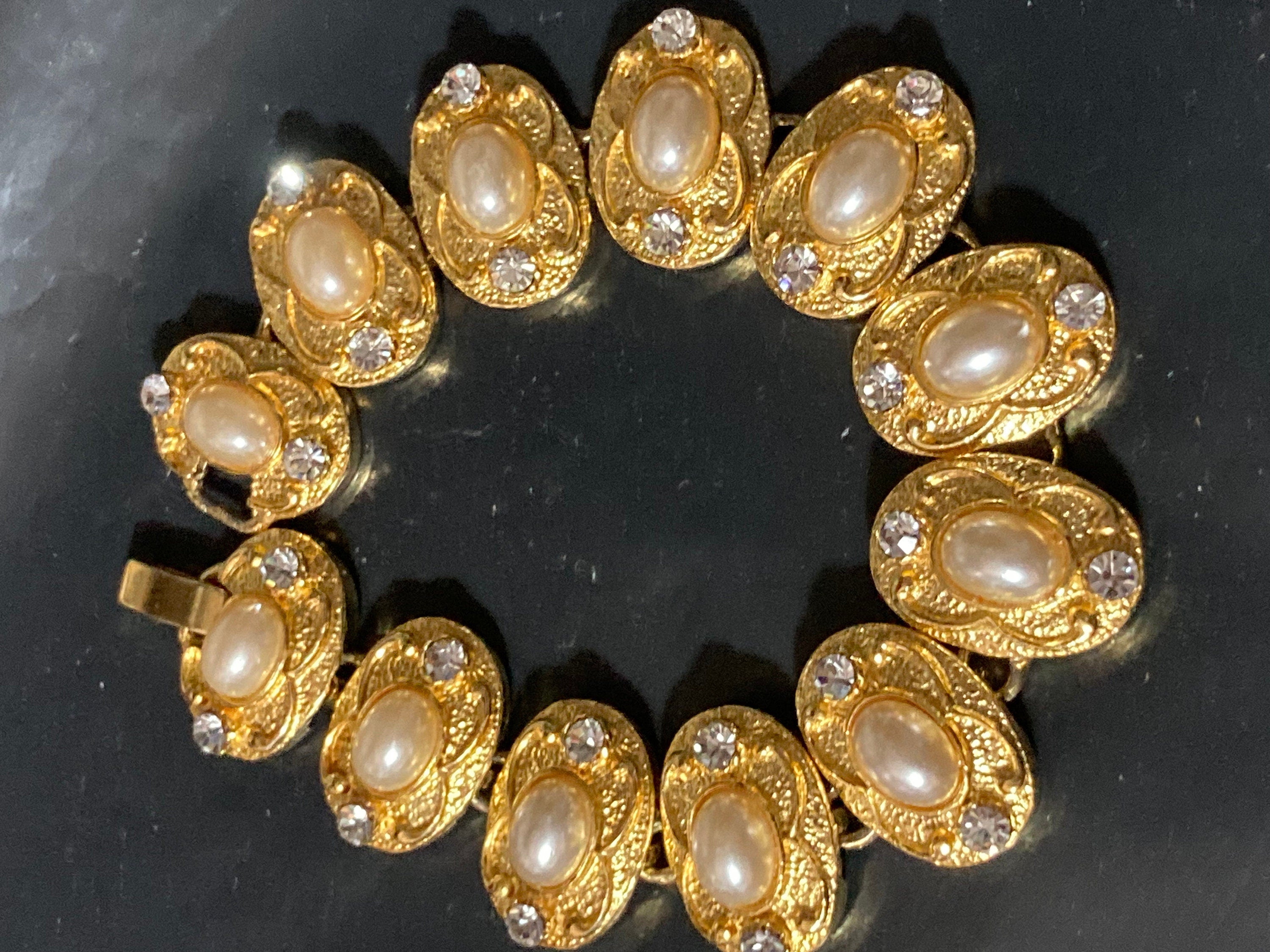 Vintage High end Faux Pearl cabochon diamanté oval link bracelet