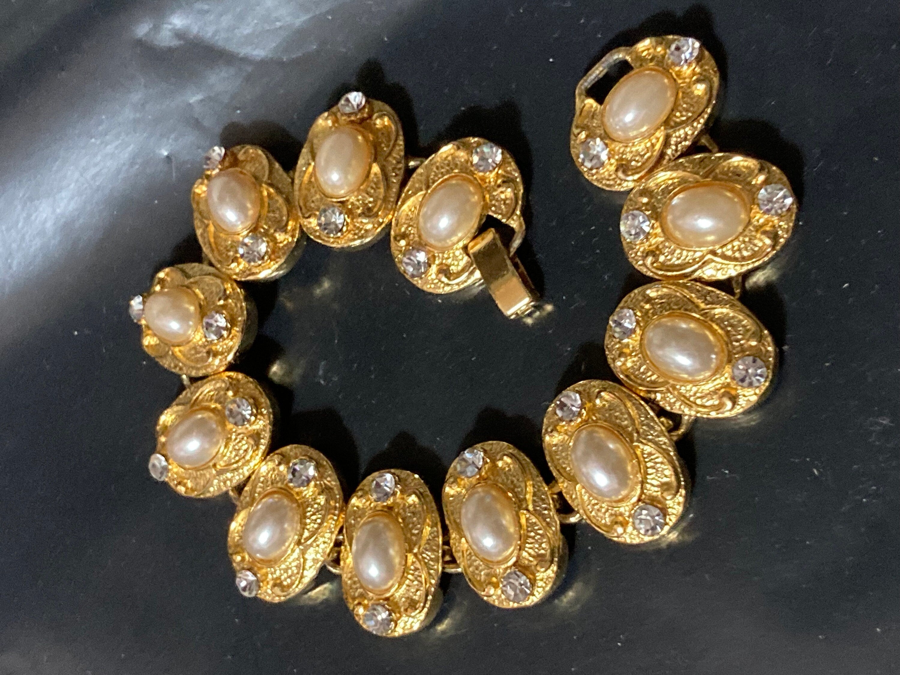 Vintage High end Faux Pearl cabochon diamanté oval link bracelet