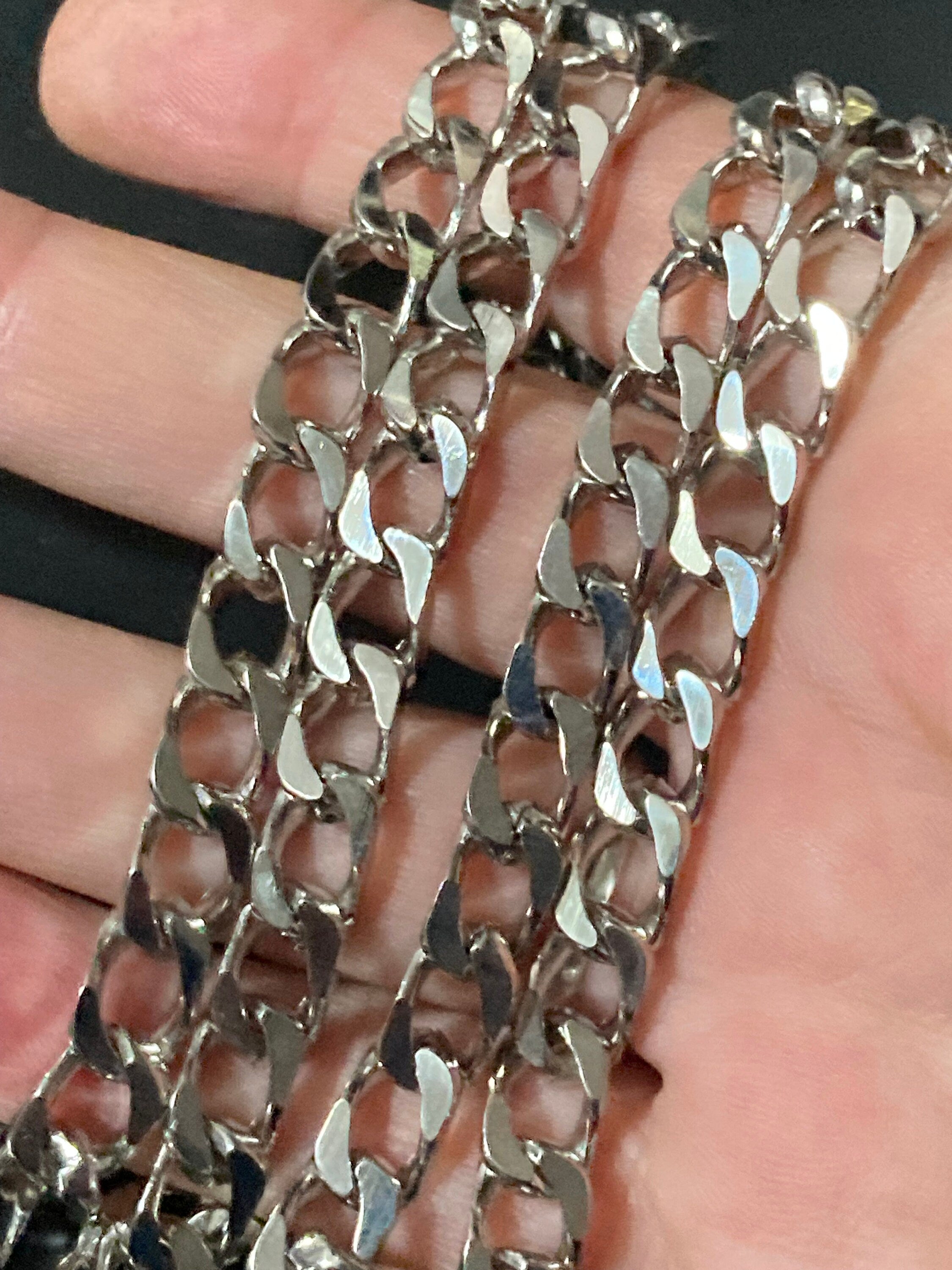 27.5” 91cm long vintage 80s silver plated layering flat curb chain necklace old shop stock