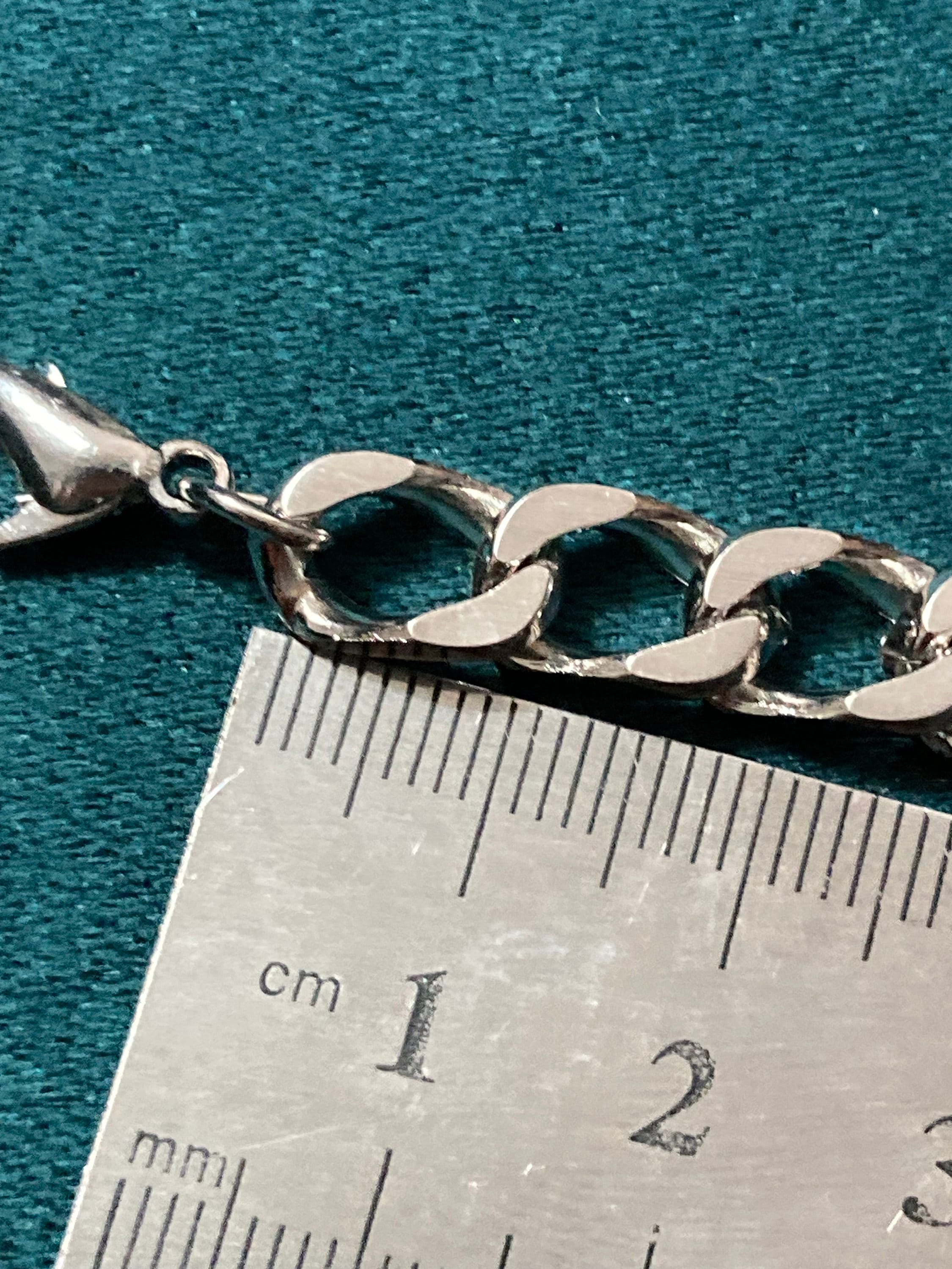 27.5” 91cm long vintage 80s silver plated layering flat curb chain necklace old shop stock