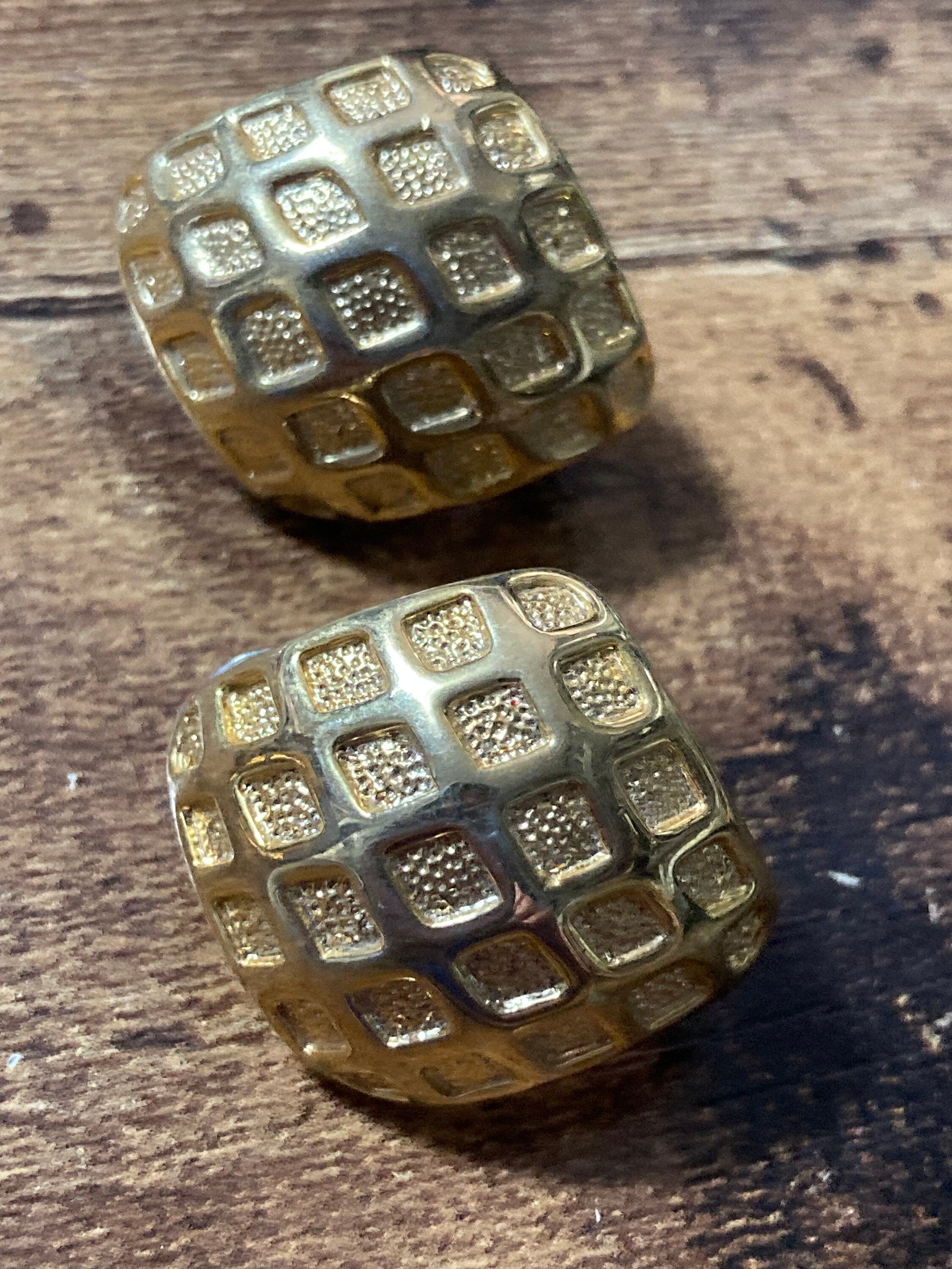 Vintage gold tone diamond shaped clip on earrings 1990s statement