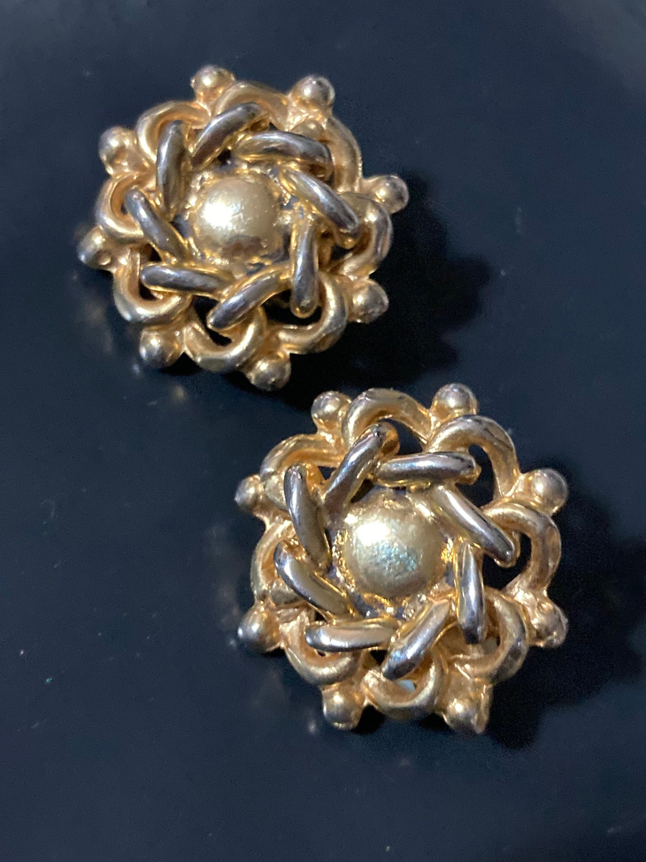 oversized Vintage retro gold tone clip on earrings chunky brutalist studs