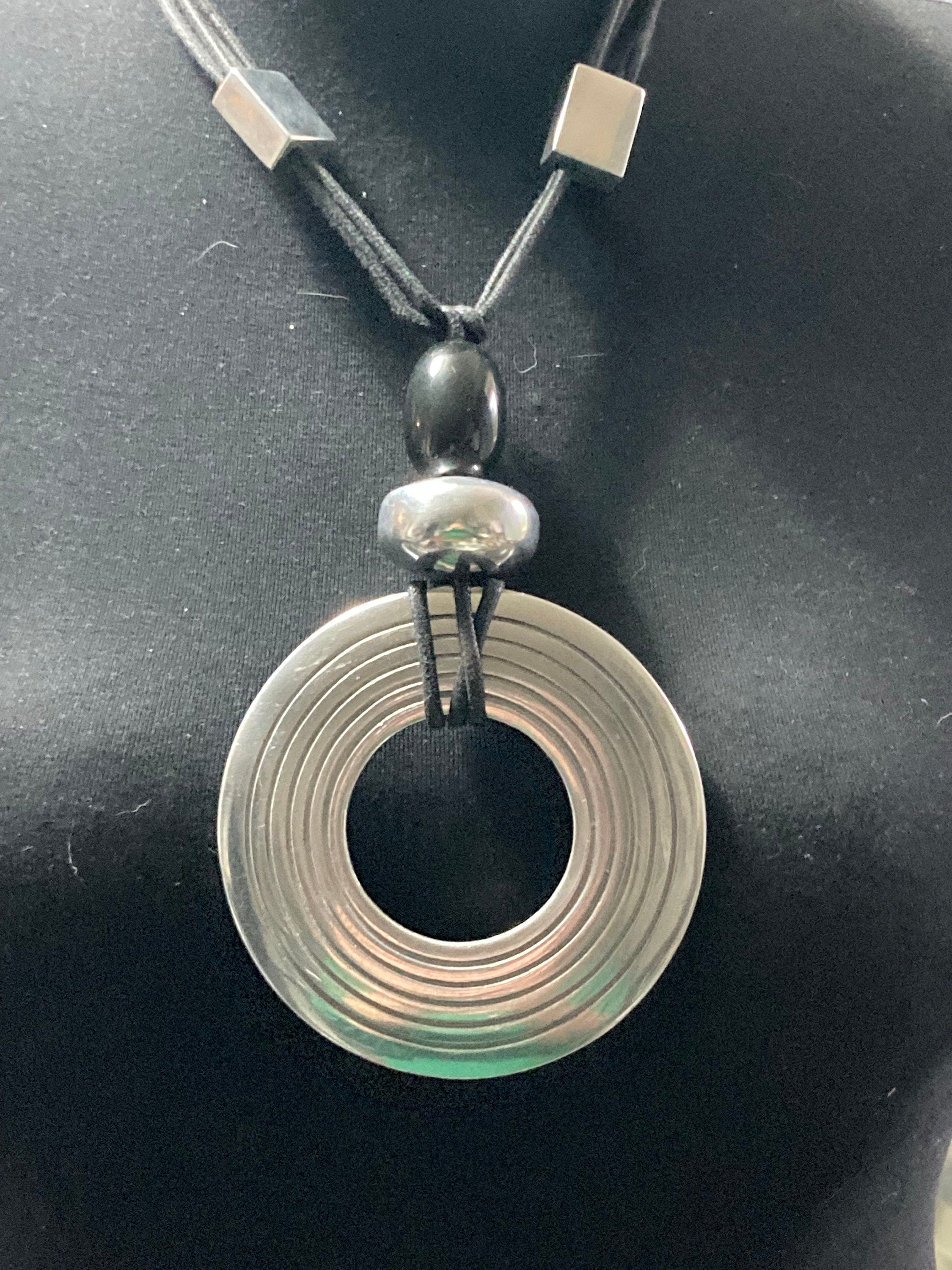 Huge oversized silver metal disc statement necklace black beads adjustable