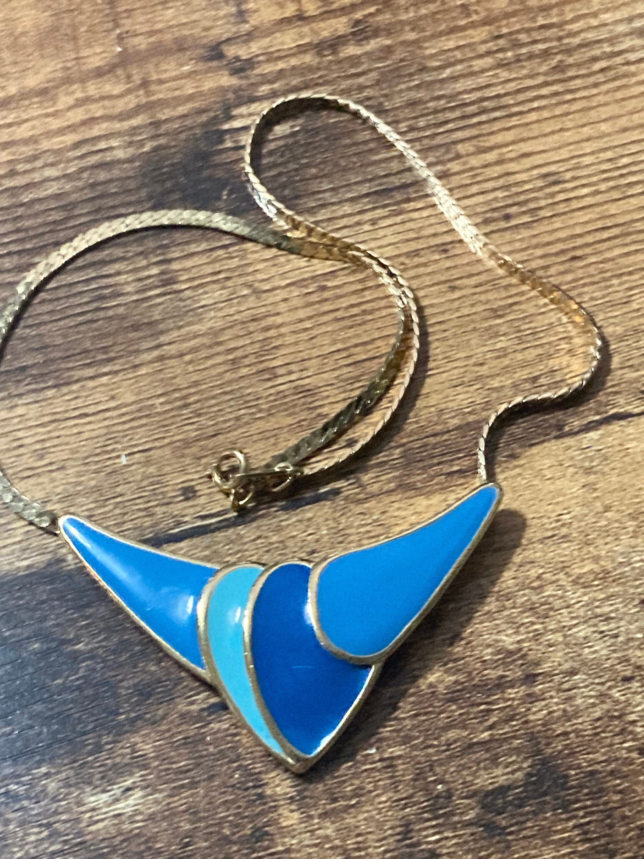 vintage gold tone mid blue enamel choker necklace