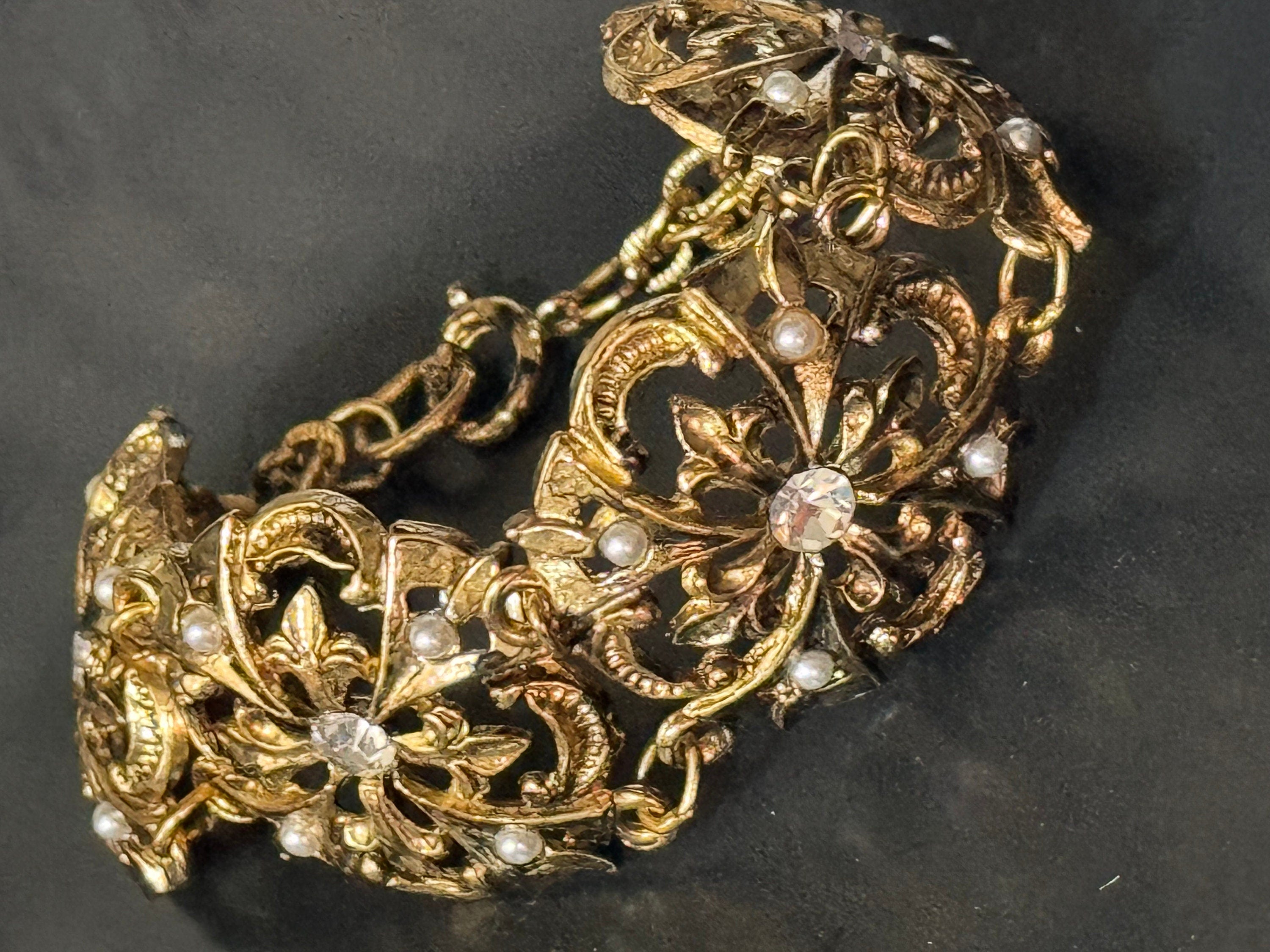 True Vintage diamanté panel link bangle bracelet 20cm old shop stock gold brass pressed metal