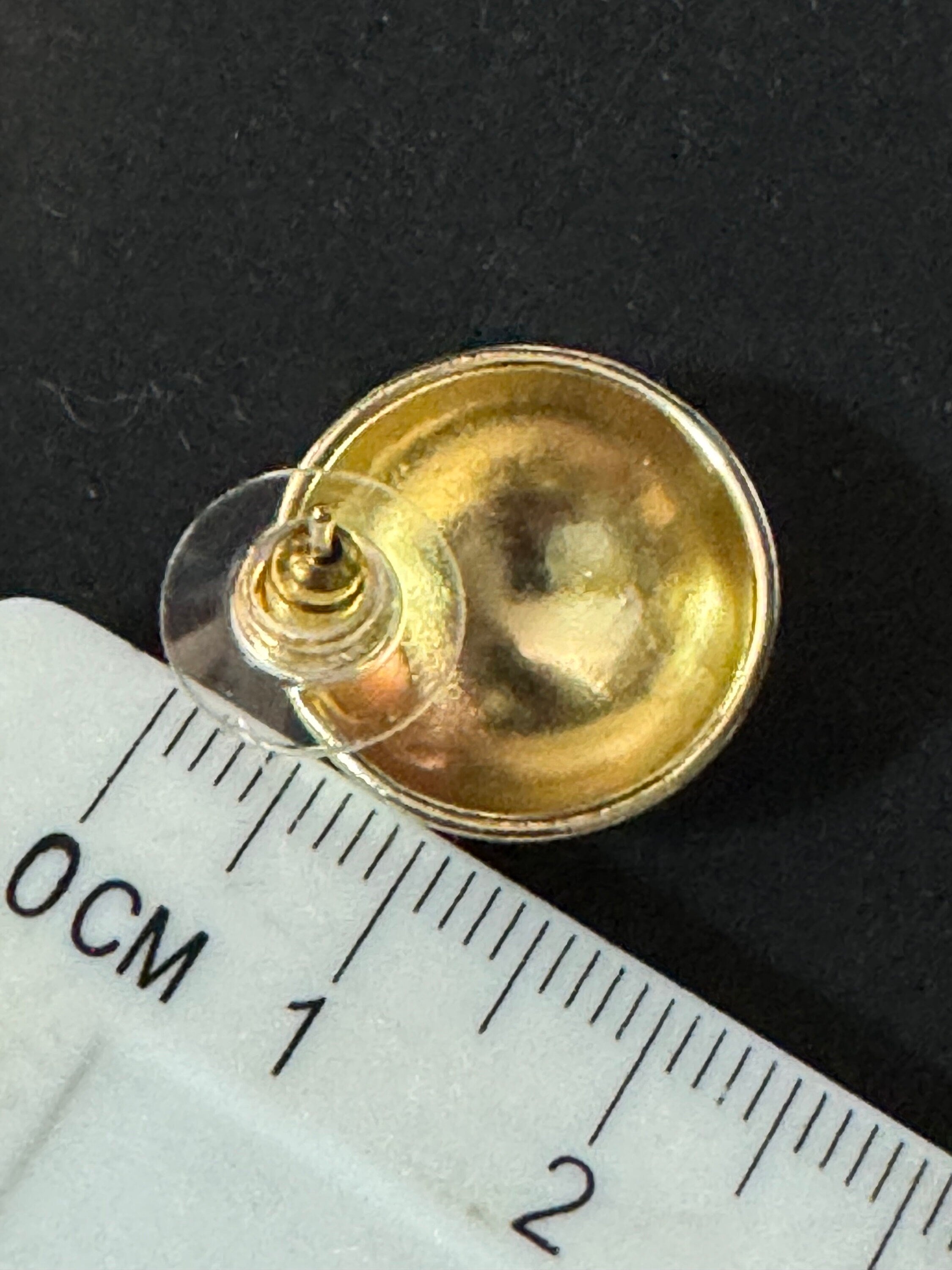 Retro 1980s style small 1.5cm Gold tone round cup domed button stud earrings pierced