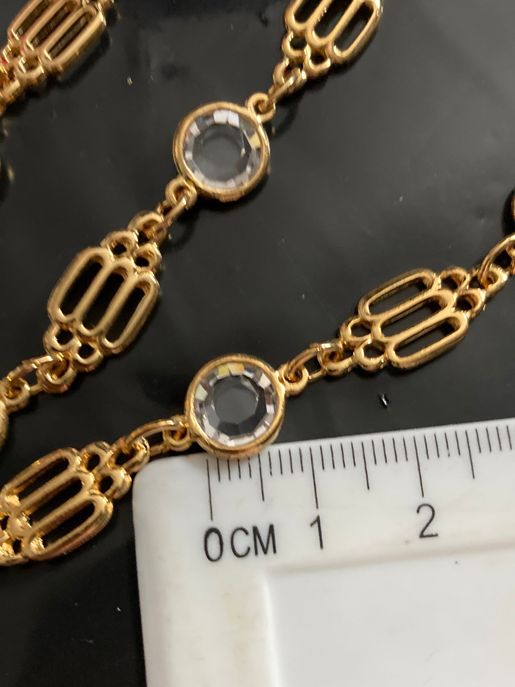 19” 63cm long 1980s thick gold plated fancy link glass crystal bezel beaded station necklace