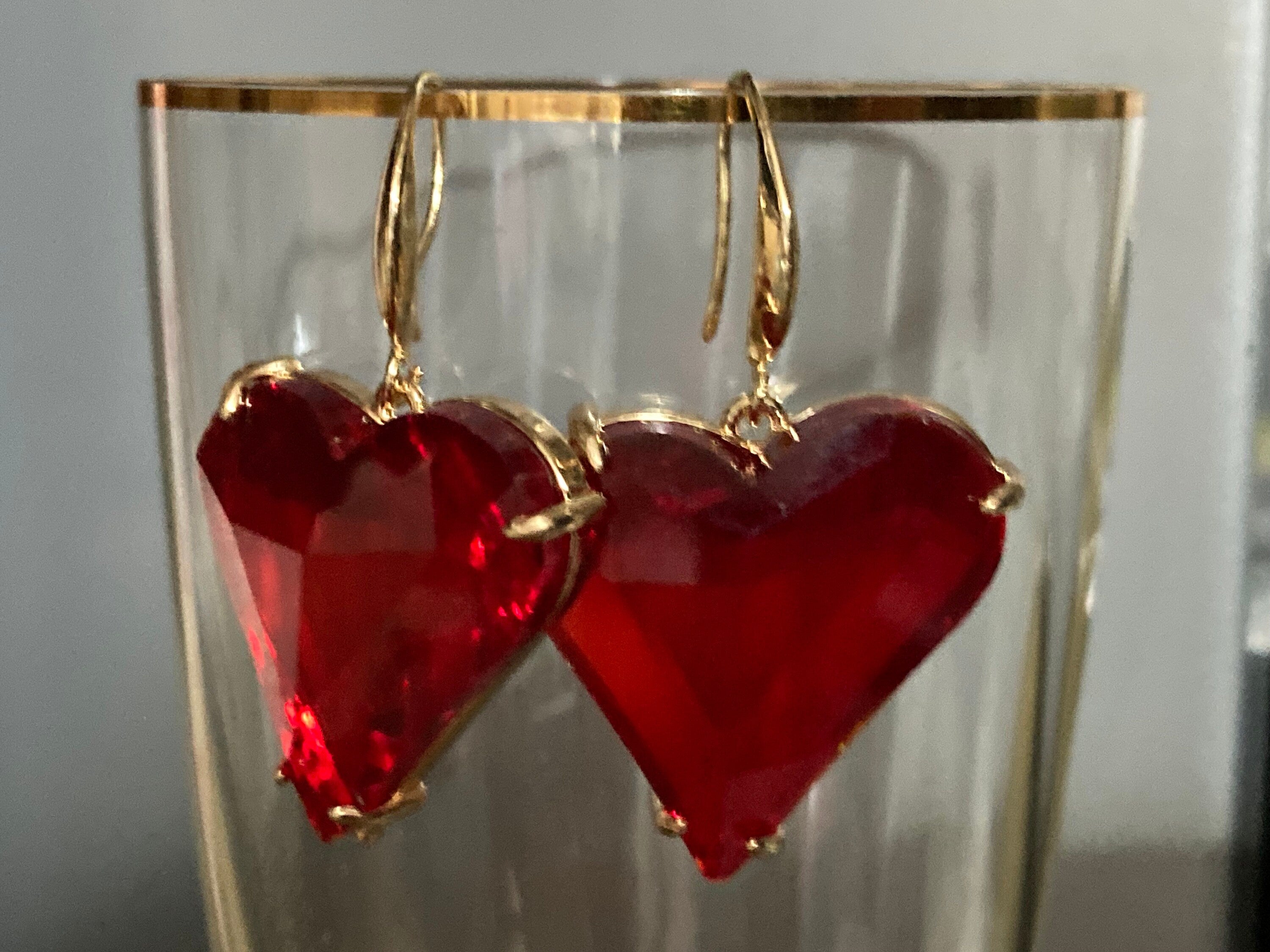 18k gold plated bright red valentines love heart crystal diamanté ornate crystal cabochon drop charm earrings