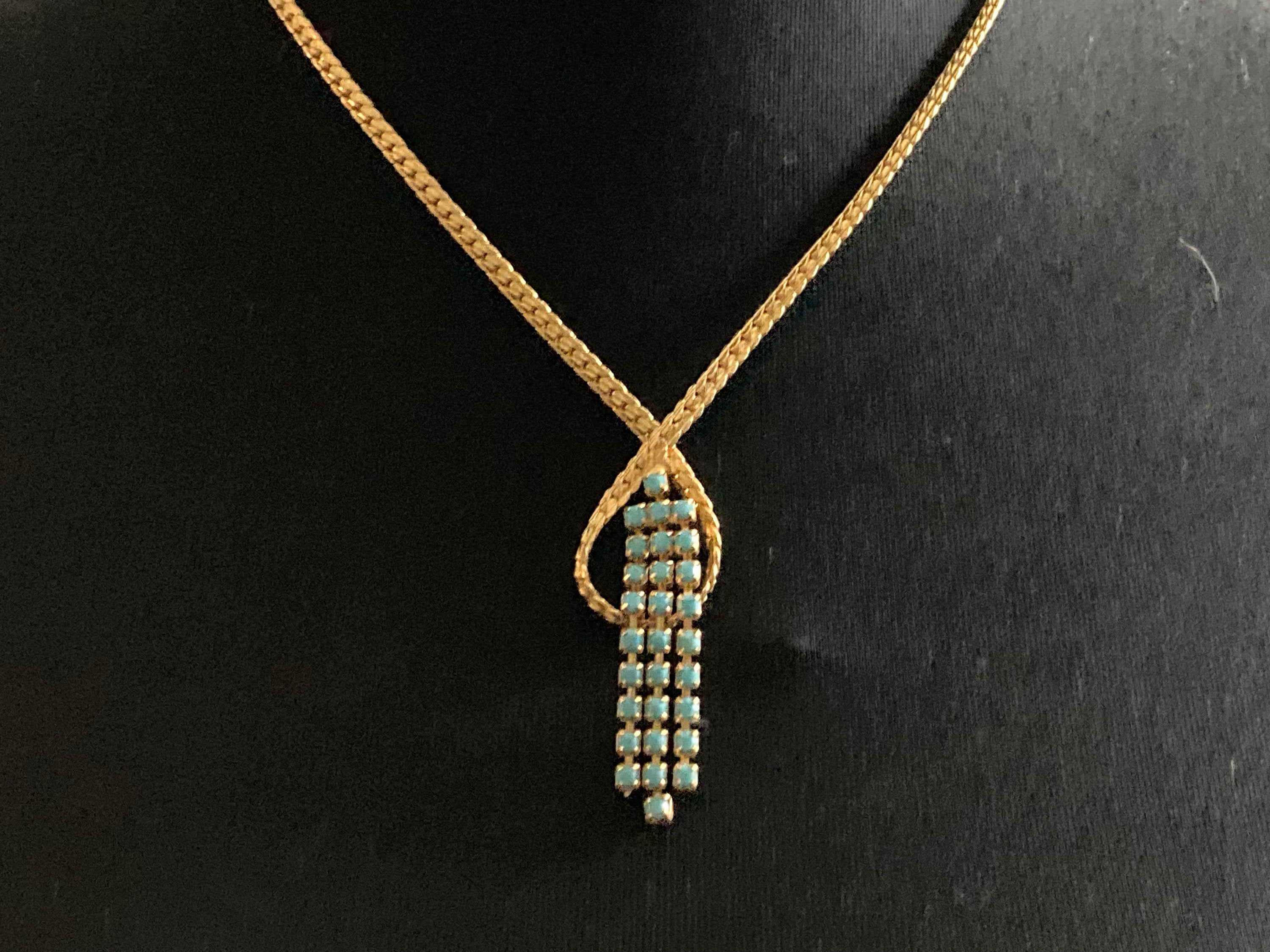 Vintage gold tone mesh lariat drop necklace with turquoise glass paste stones