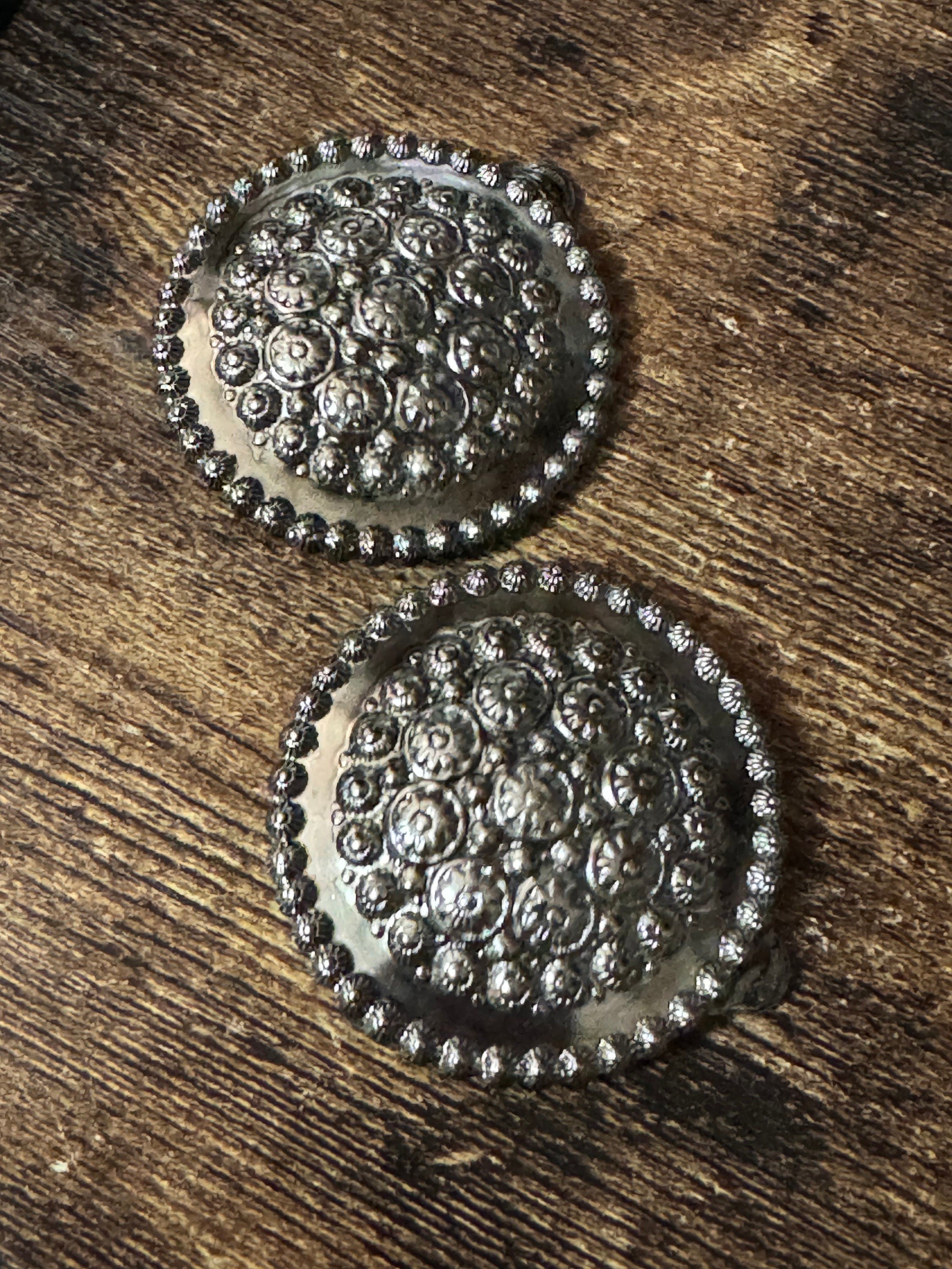 True vintage oversized Etruscan Silver metal 4cm round disc button earrings genuine period old shop stock