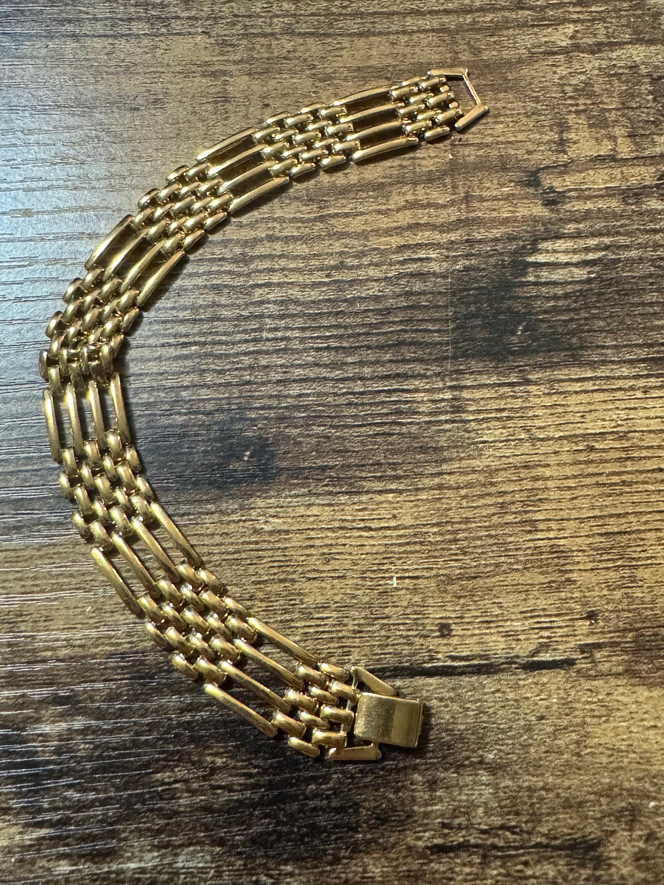 True vintage pristine 1980s gold tone plain bar link panther brick chain bracelet 19cm x 12mm