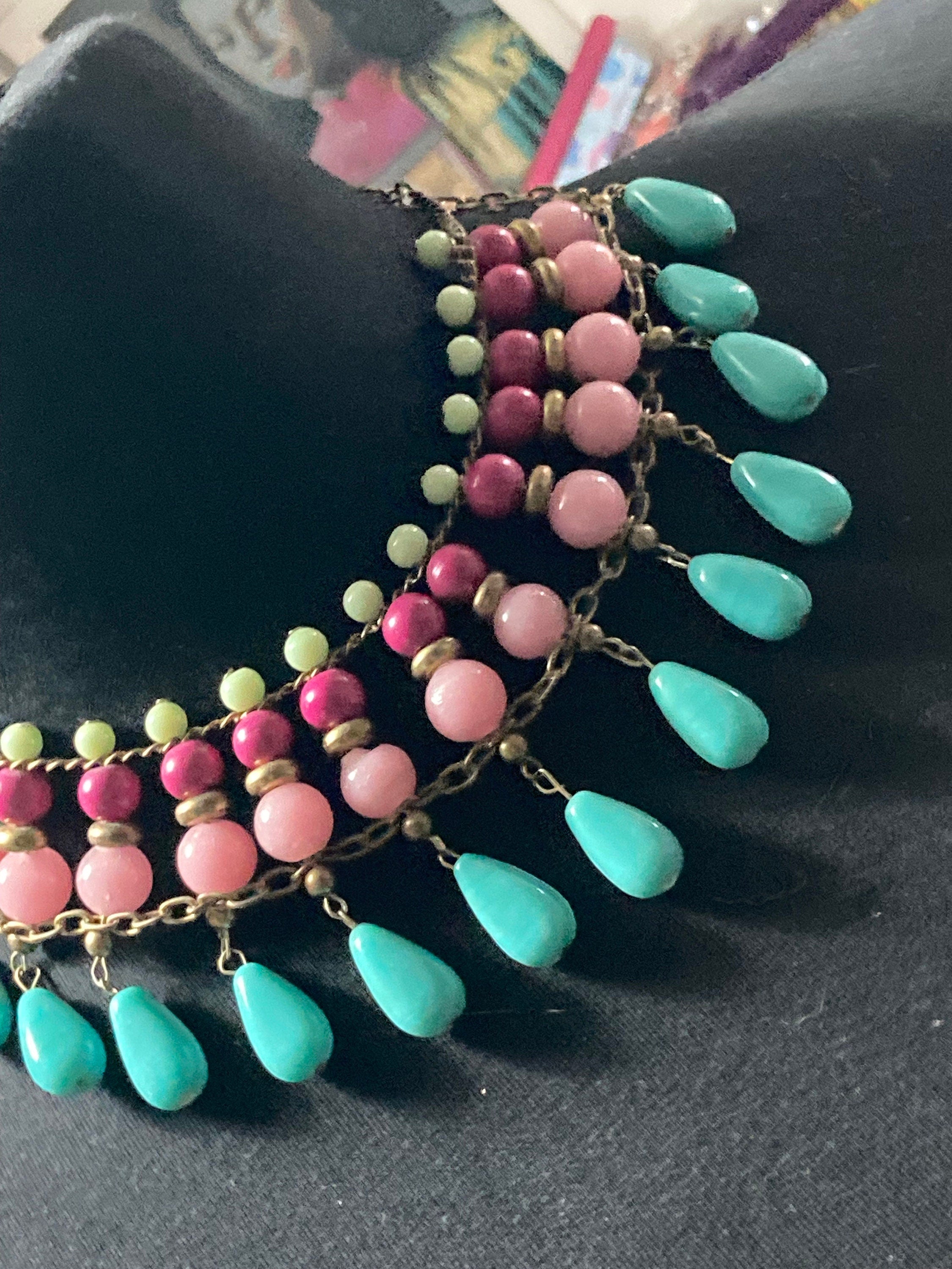 Retro turquoise pink beaded bib necklace M&S glass